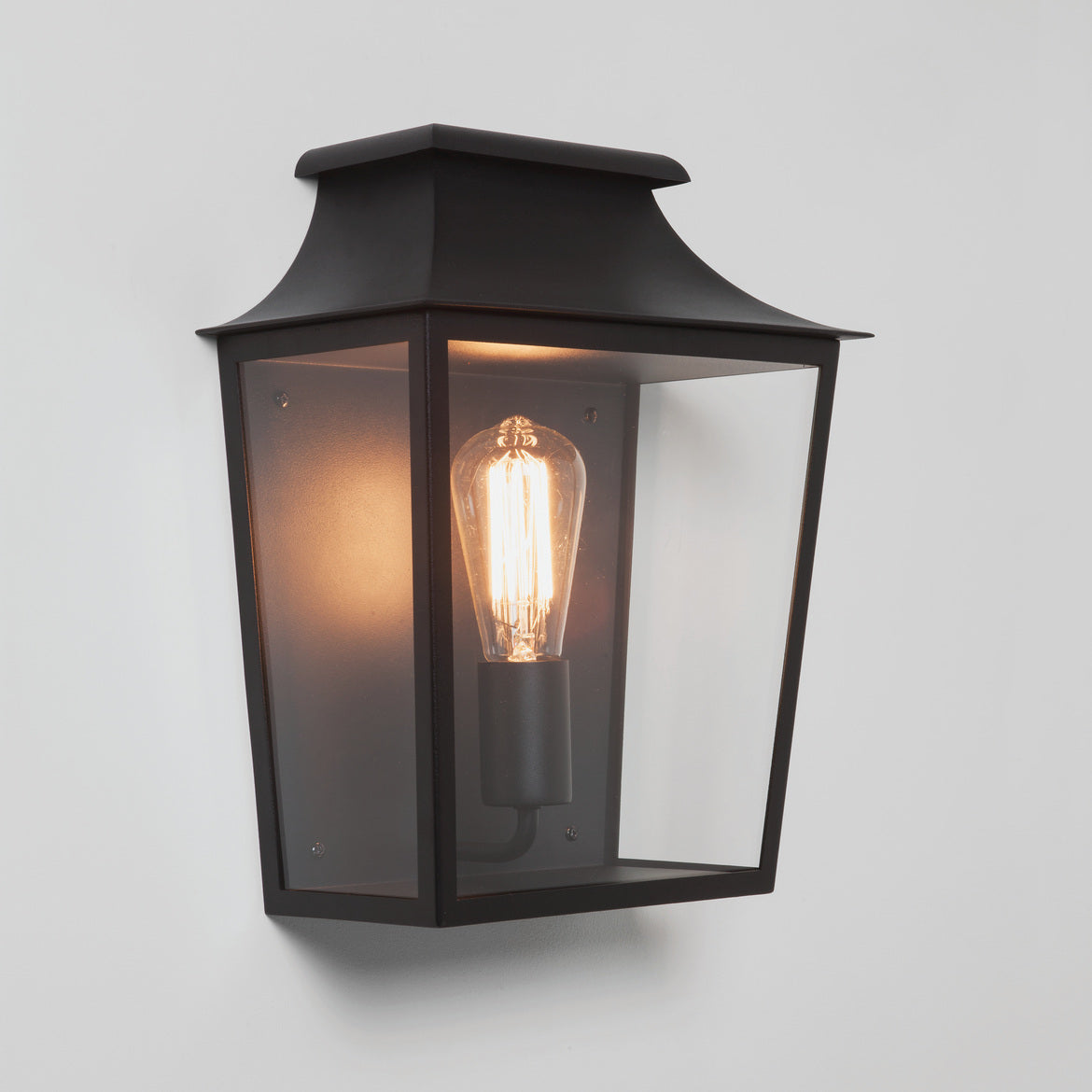 Richmond 235/285 Outdoor Flush Light IP44