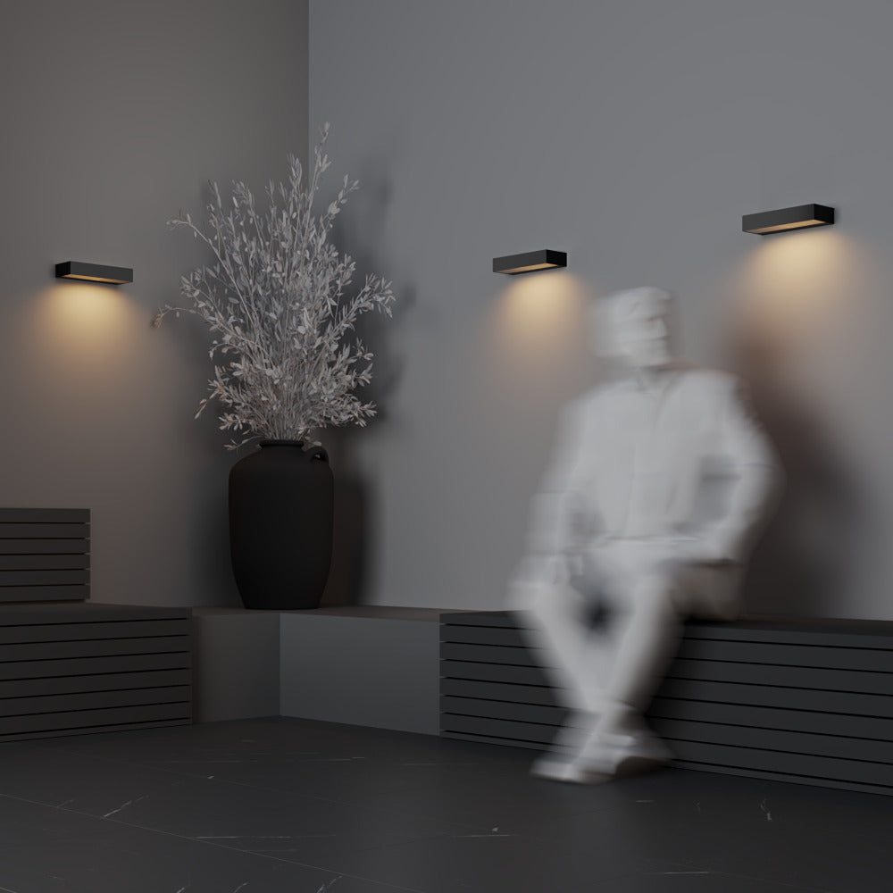 Lot Outdoor Up/Down IP65 3000K LED Light