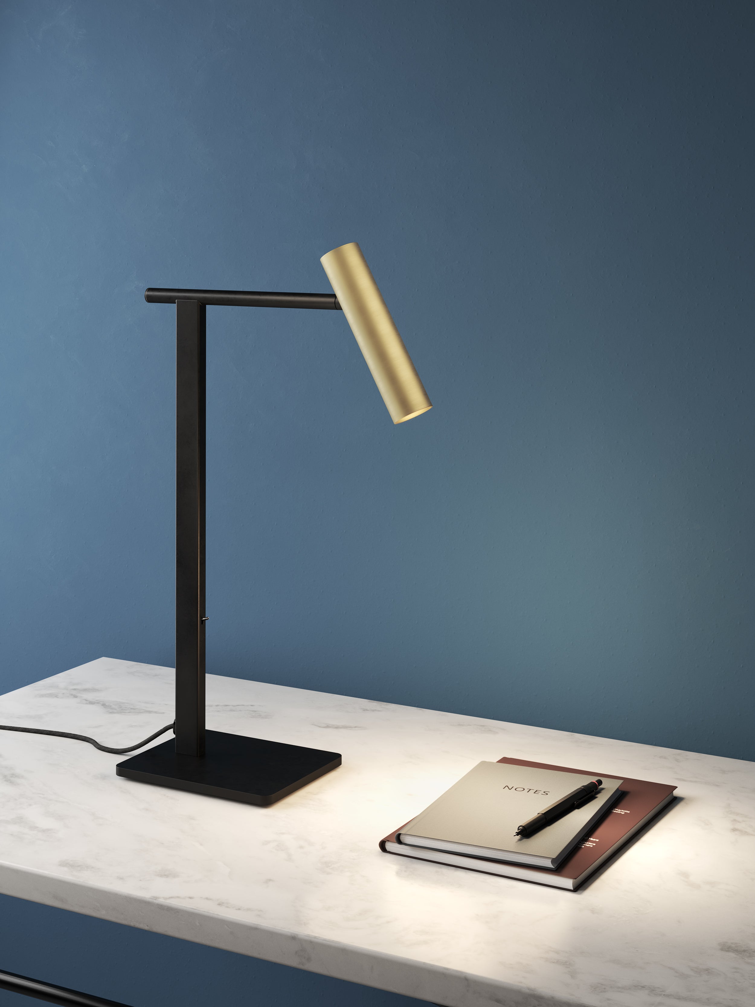 Leda Desk Table Lamp