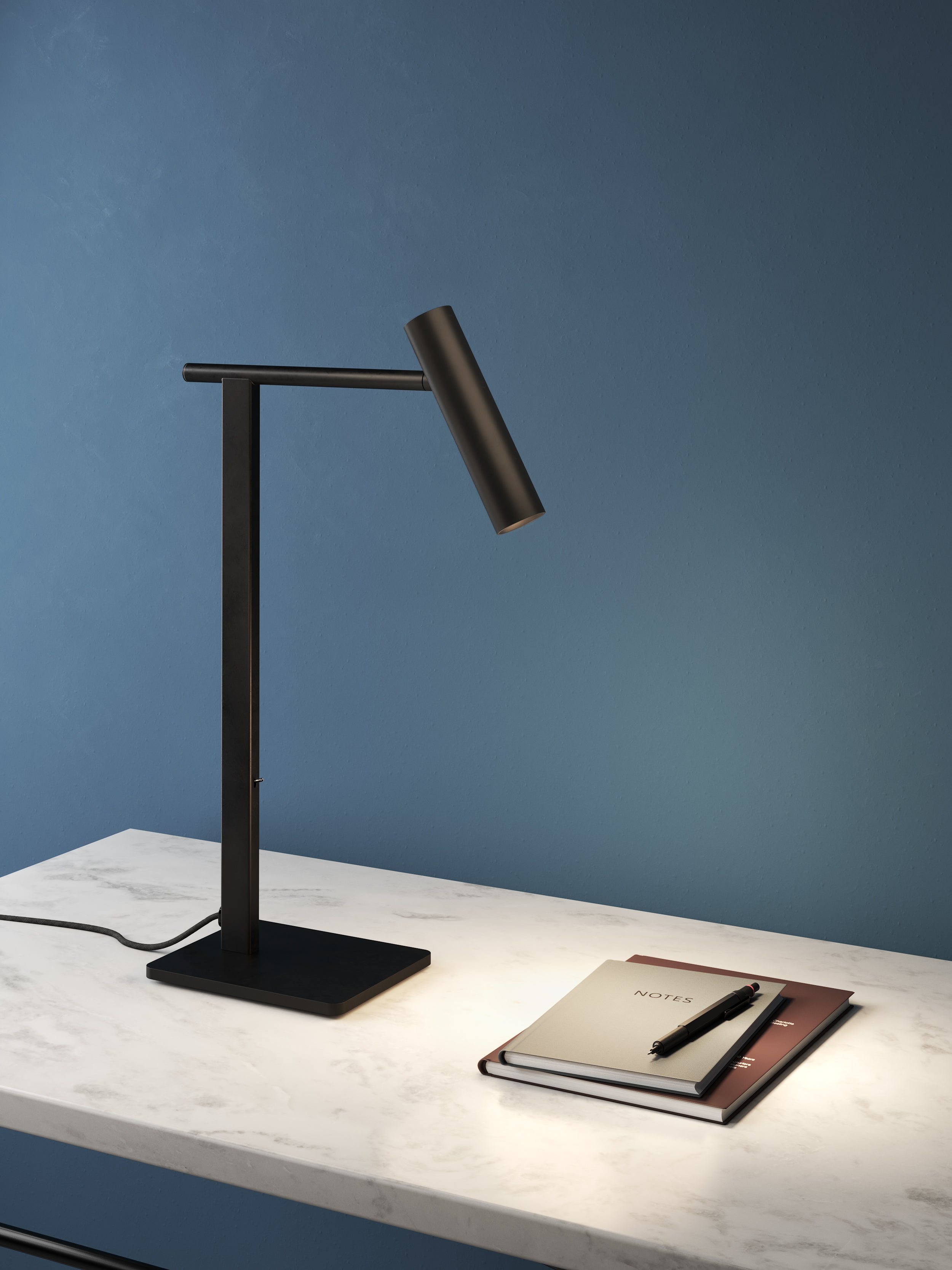 Leda Desk Table Lamp