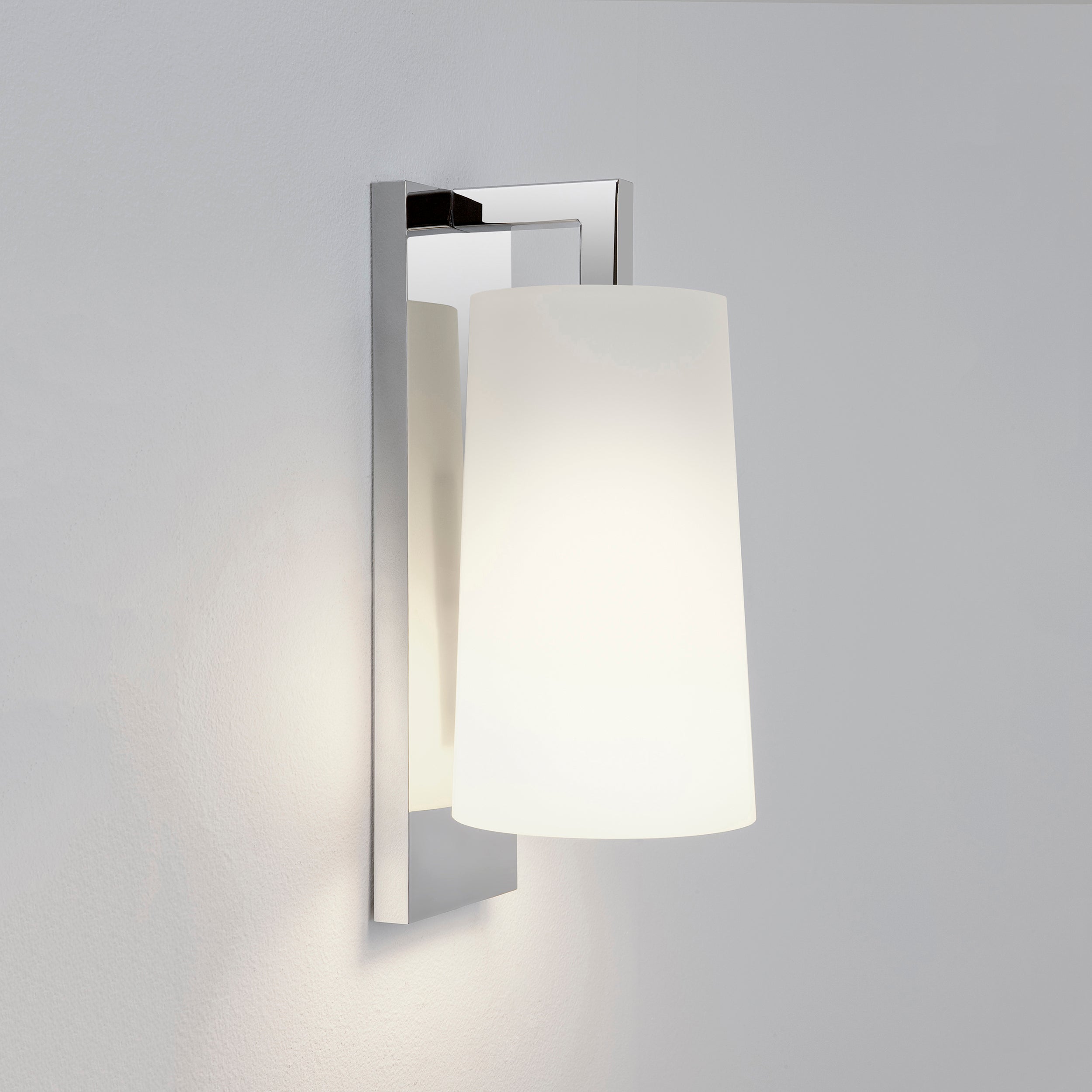 Lago 280 Bathroom Wall Light- Various Finishes