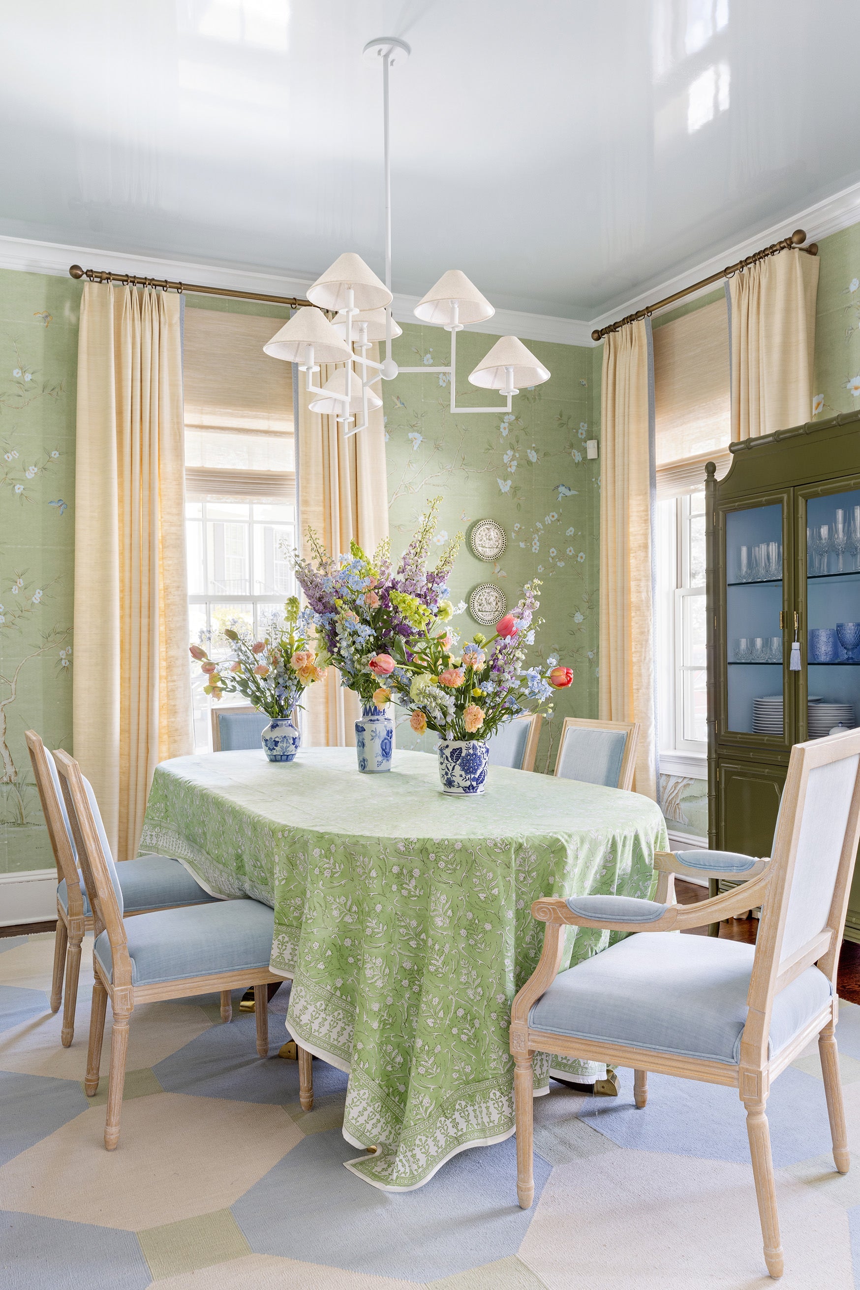 Gladwyne 3/6Lt Chandelier - Textured White