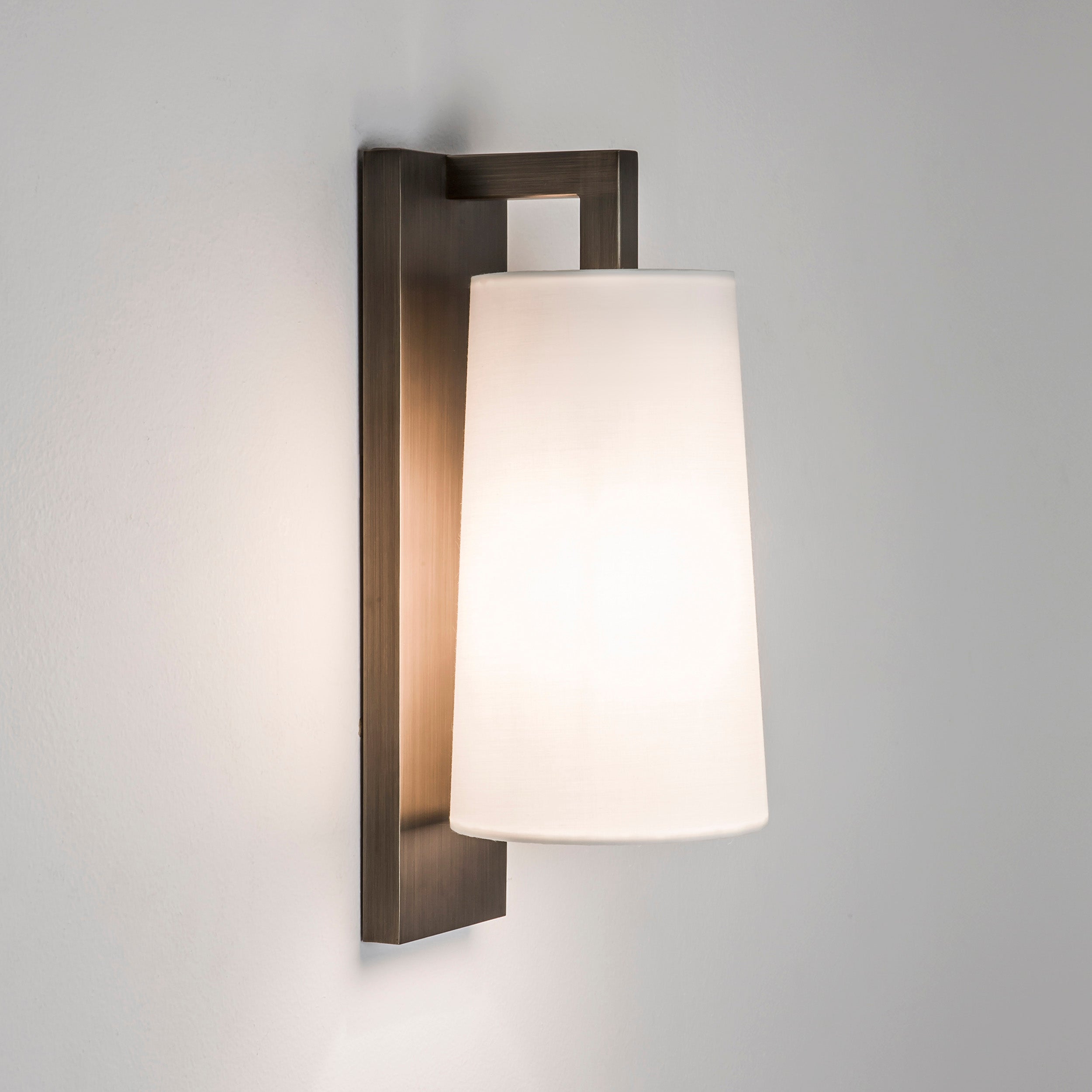 Lago 280 Bathroom Wall Light- Various Finishes