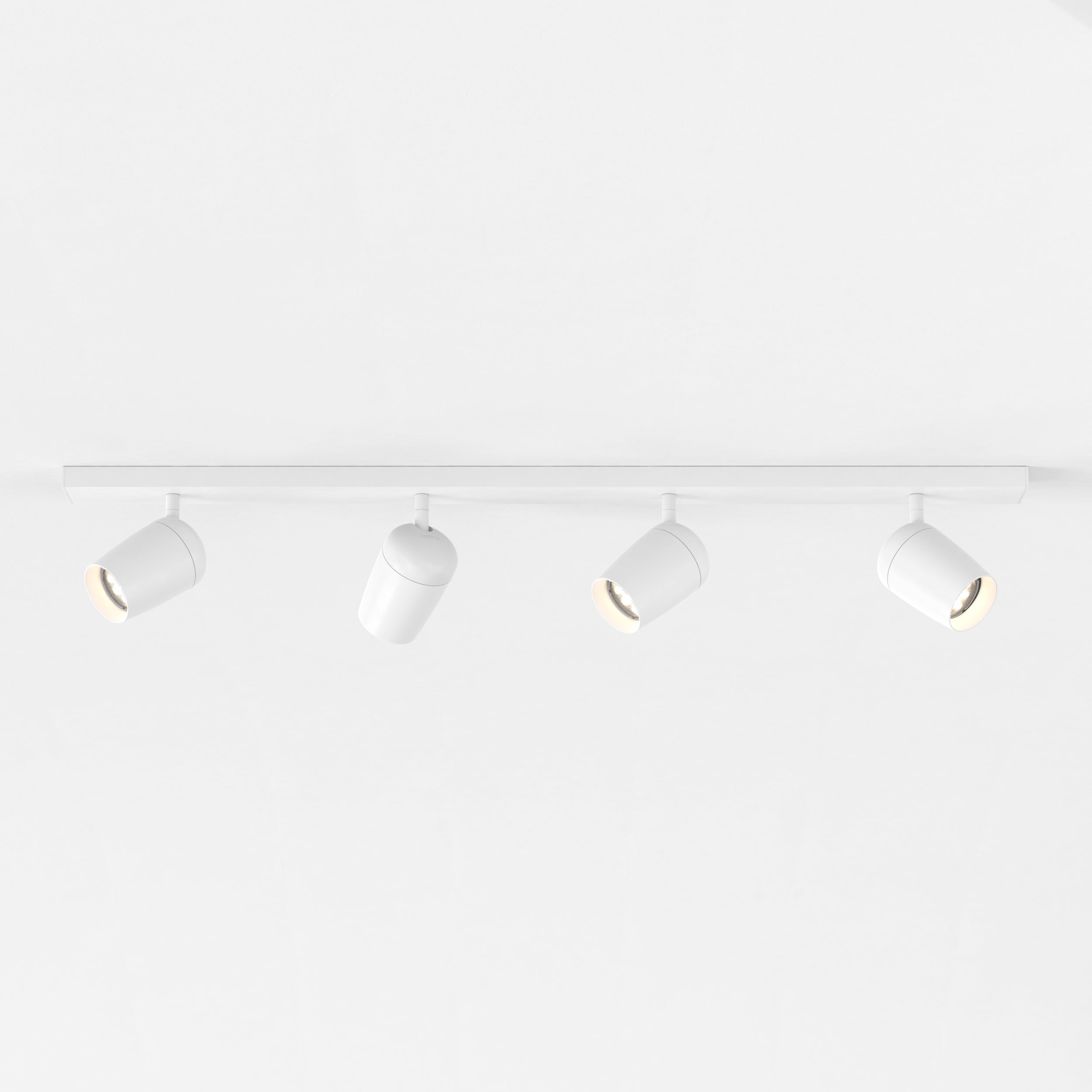 Koto 3/4/5Lt Bar Spotlight IP20  - Black/White