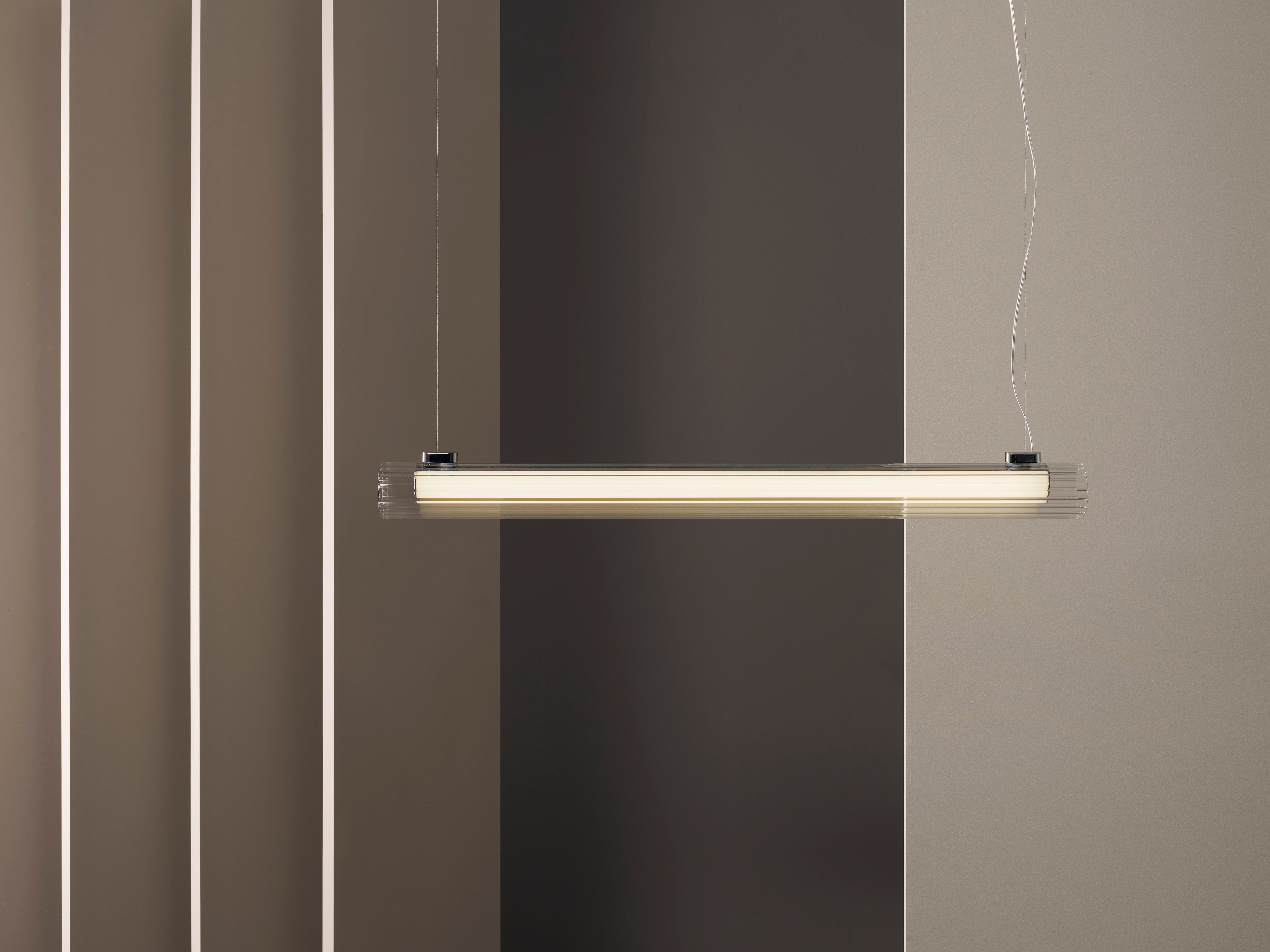 io Pendant 1000- Polished Chrome/ Black