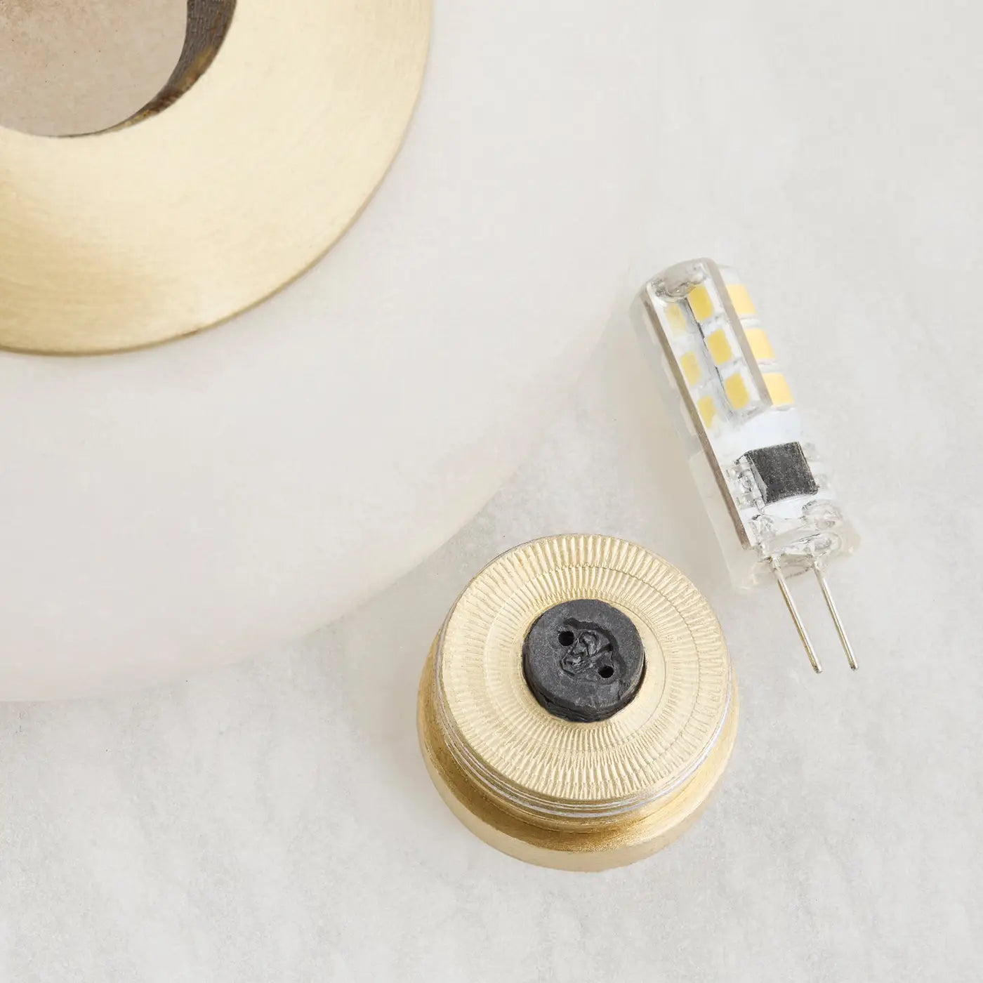 Alabaster Diffuser Wall Light - 10 inch - White