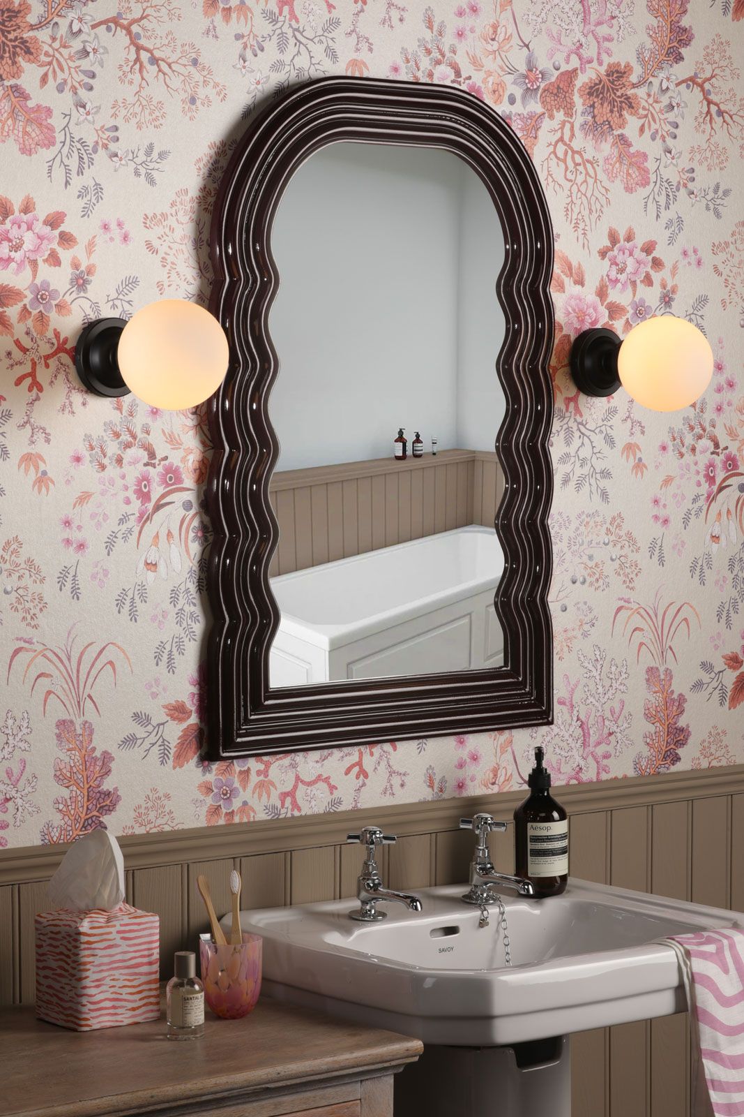 David Hunt Buckley single wall light, polished chrome/Black, IP44 rated