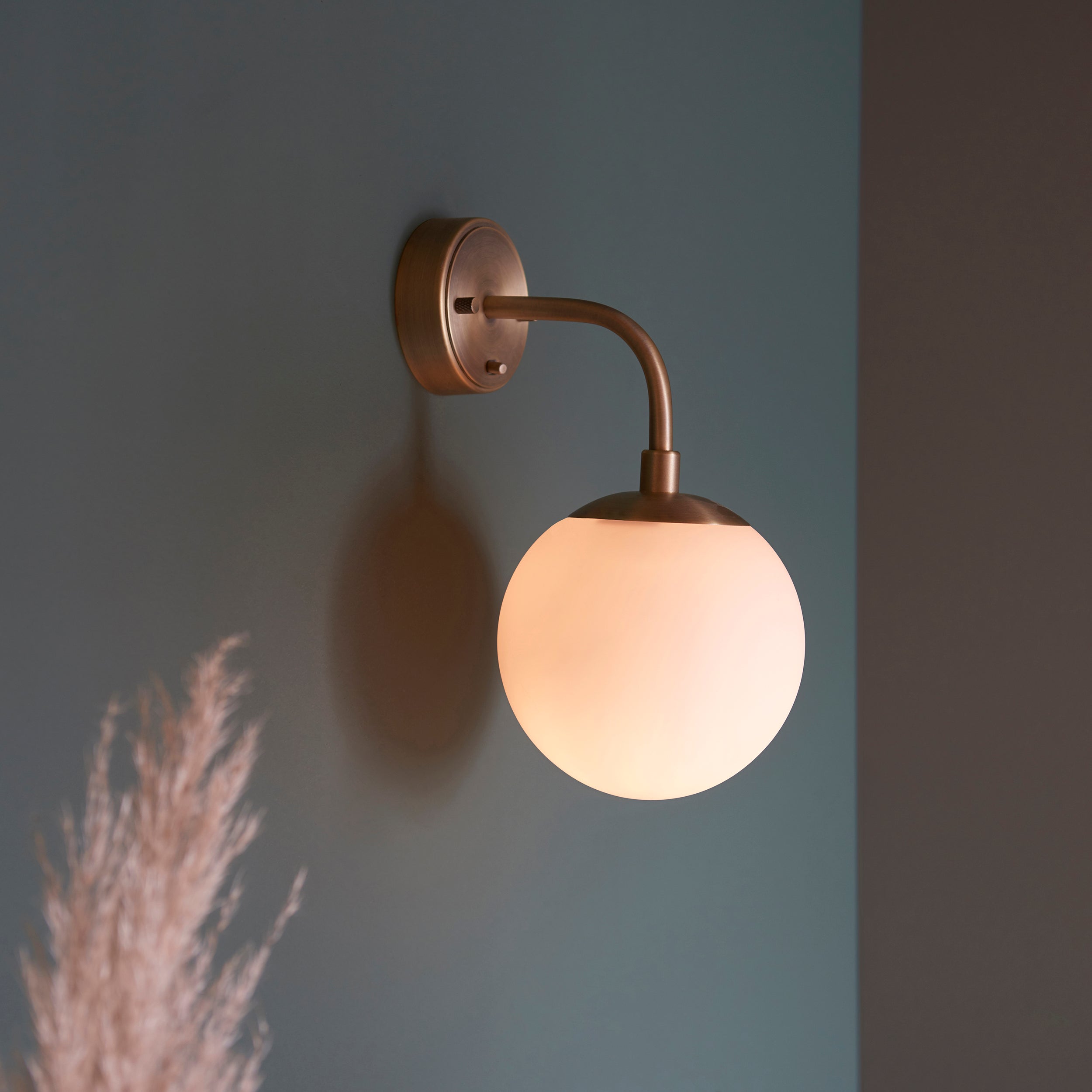 Halbrooke 1Lt Wall Light - Various Finishes