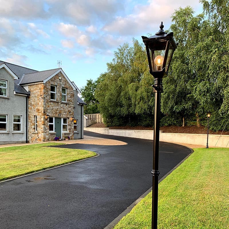 Frankston 2.6m Lamp Post - Cast Iron