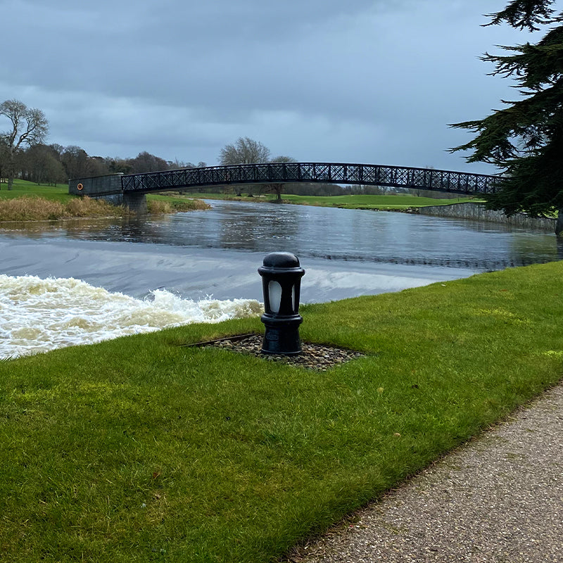 Lismore 1Lt  Bollard - Cast Iron