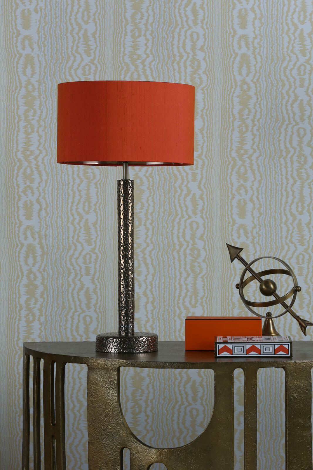 Sloane Small/Large Table Lamp Bronze/Pewter Base Only B22