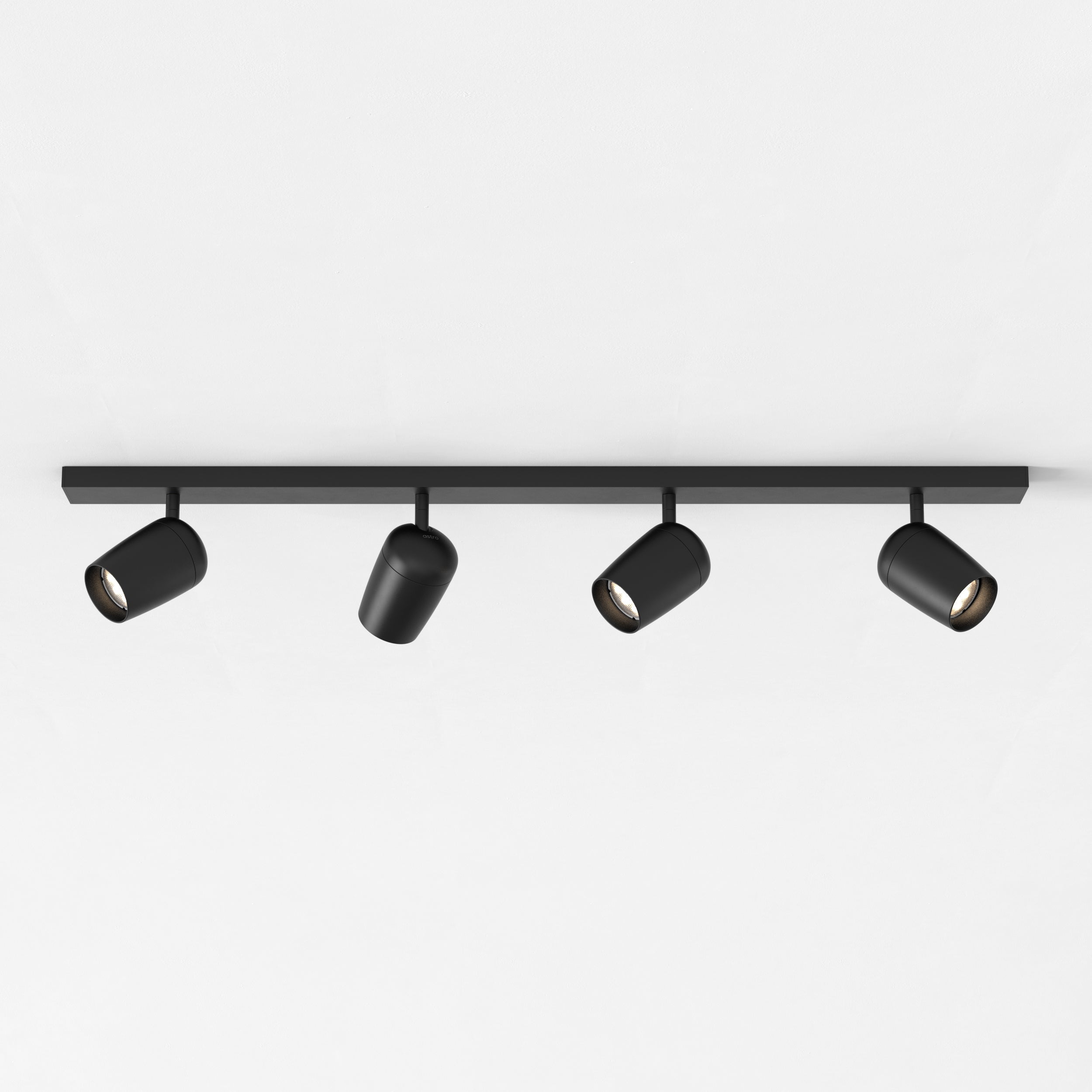 Koto 3/4/5Lt Bar Spotlight IP20  - Black/White