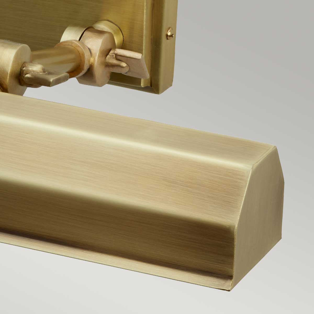 Chawton Small/Medium/Large Picture Light - In Various Finishes E14