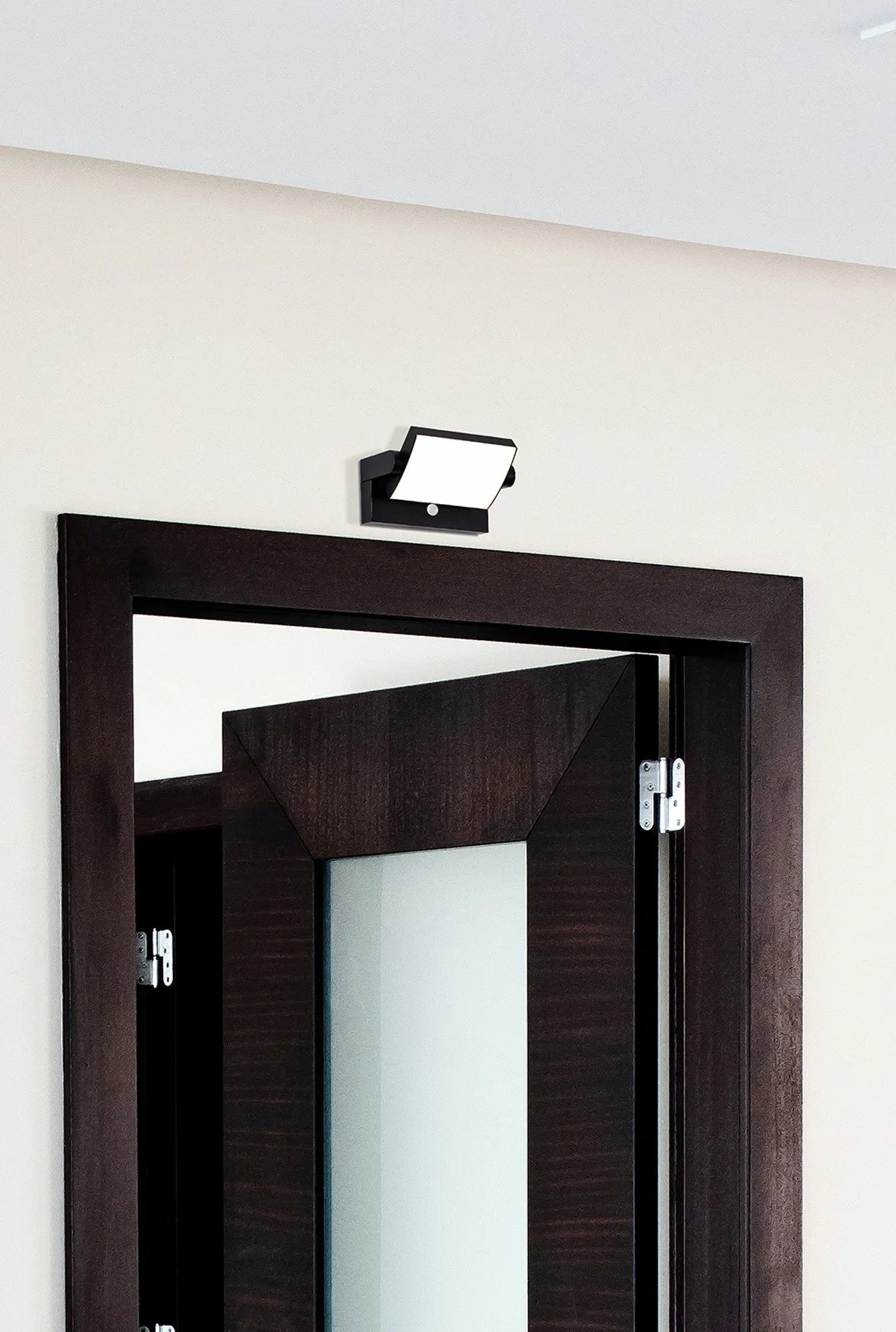 Cooper PIR IP54 Sensor Outdoor Wall Light - Black/White