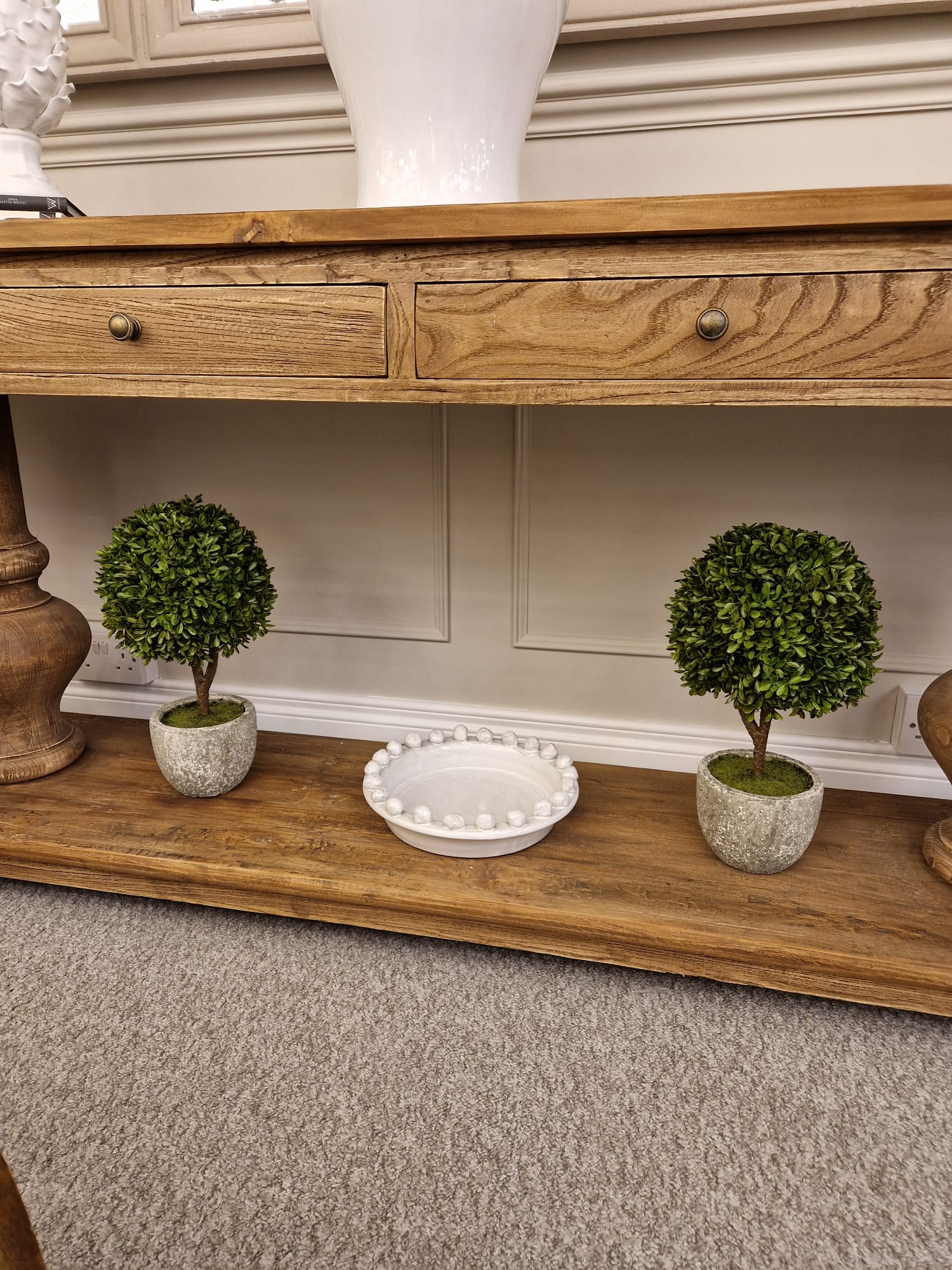 Green Miniature Boxwood Ball Shrub in Stone-look Pot