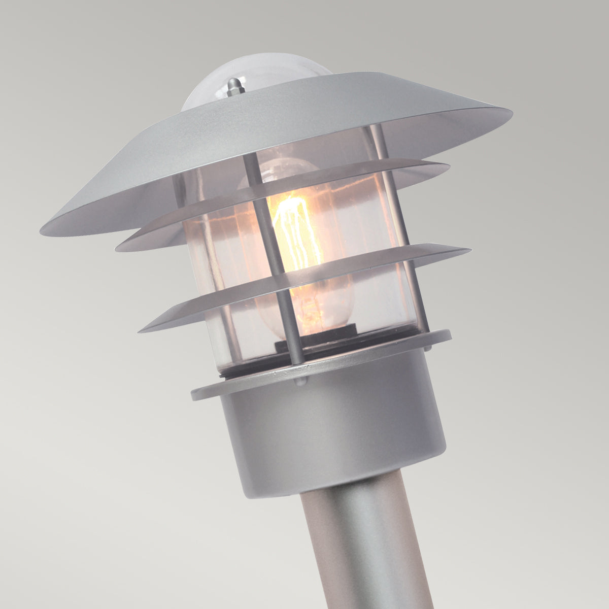 Helsingor Bollard Lantern – Silver Finish