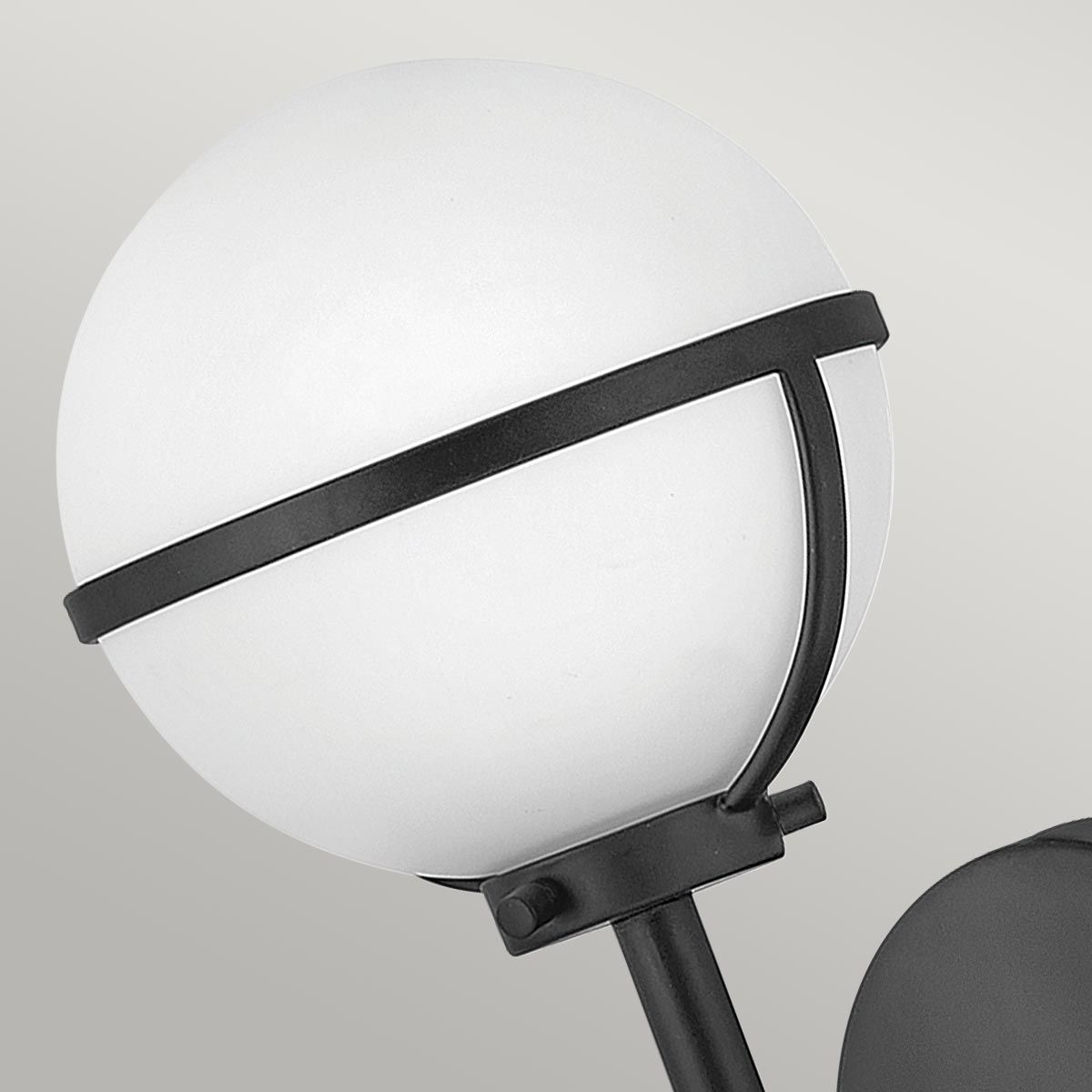 Hollis Single Light Wall Light IP44 - Heritage Brass/Black/Brass