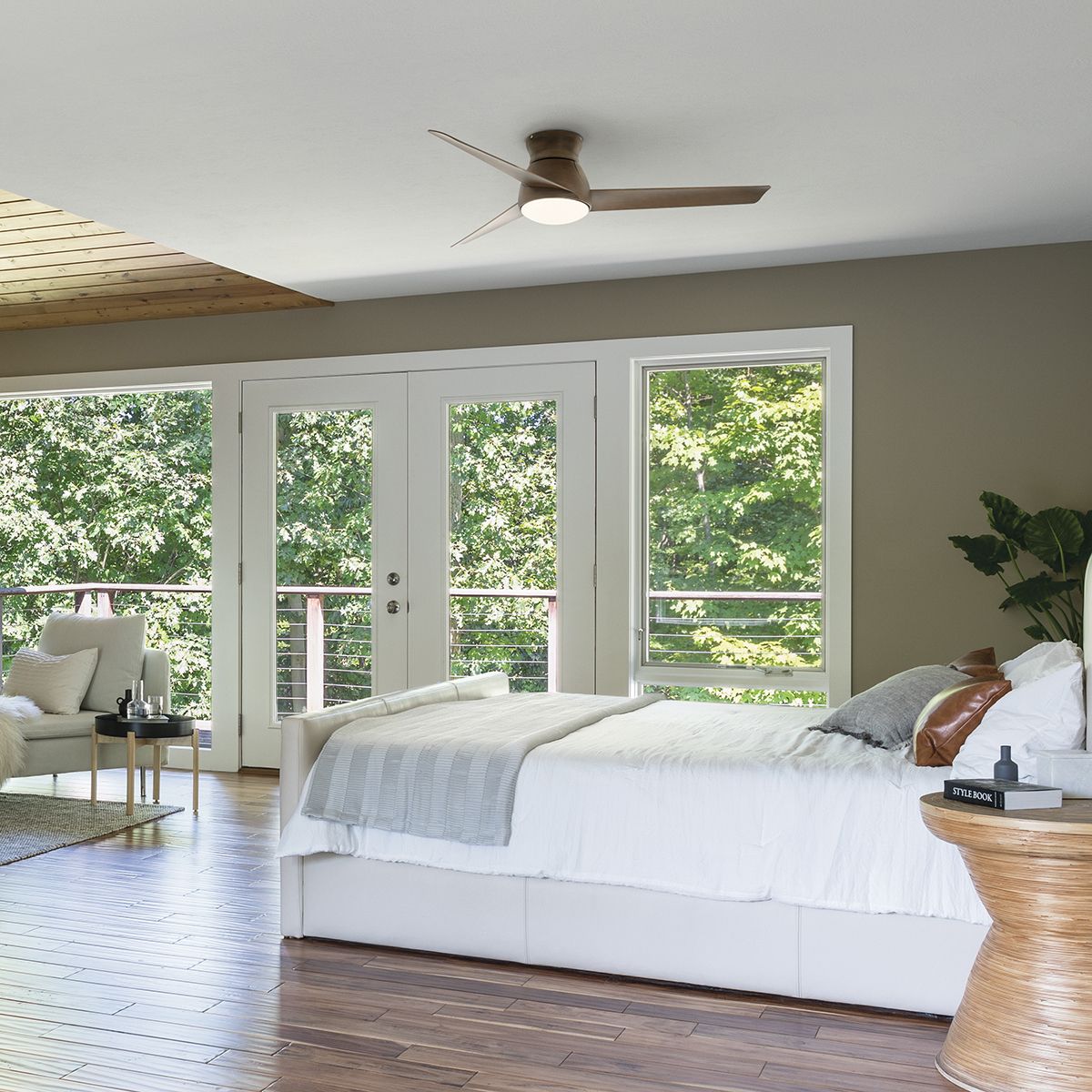 Eris - 60in / 152cm Fan - Brushed Nickel or Walnut