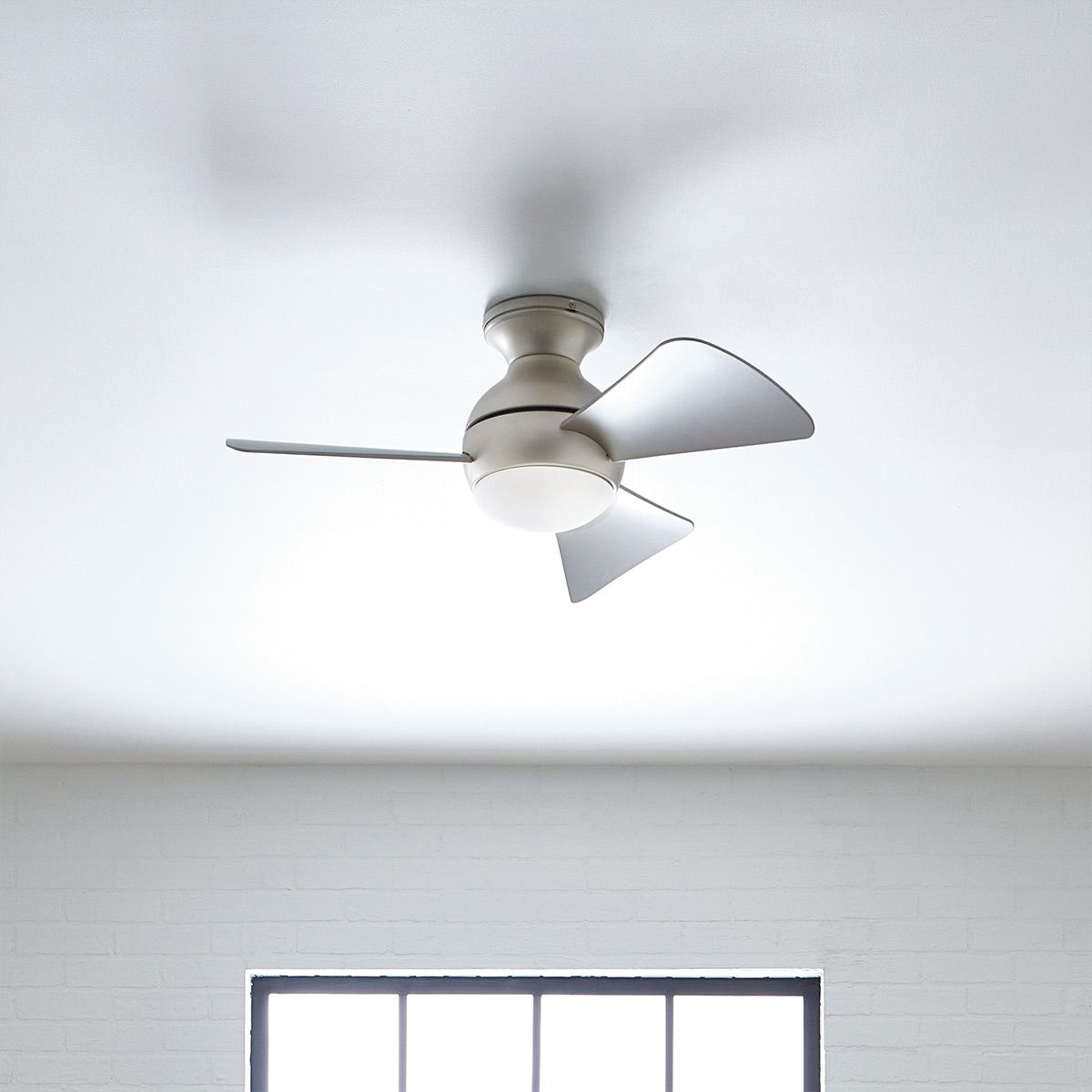 Sola - 34in / 86cm Fan - Brushed Nickel or Matte White