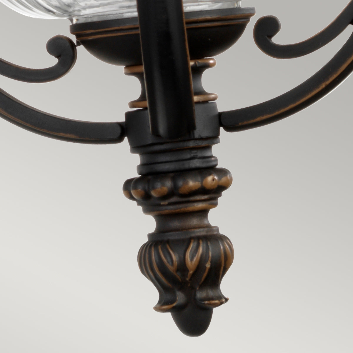 Luverne Medium Wall Lantern - Rubbed Bronze Finish