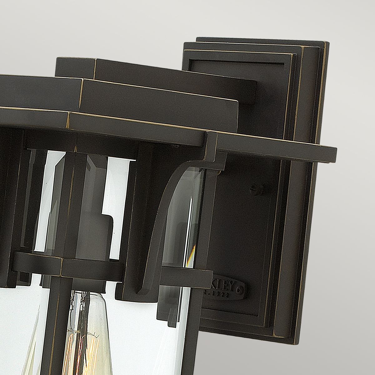 Manhattan 1Lt Medium Outdoor Wall Light - Oil Rubbed Bronze IP44