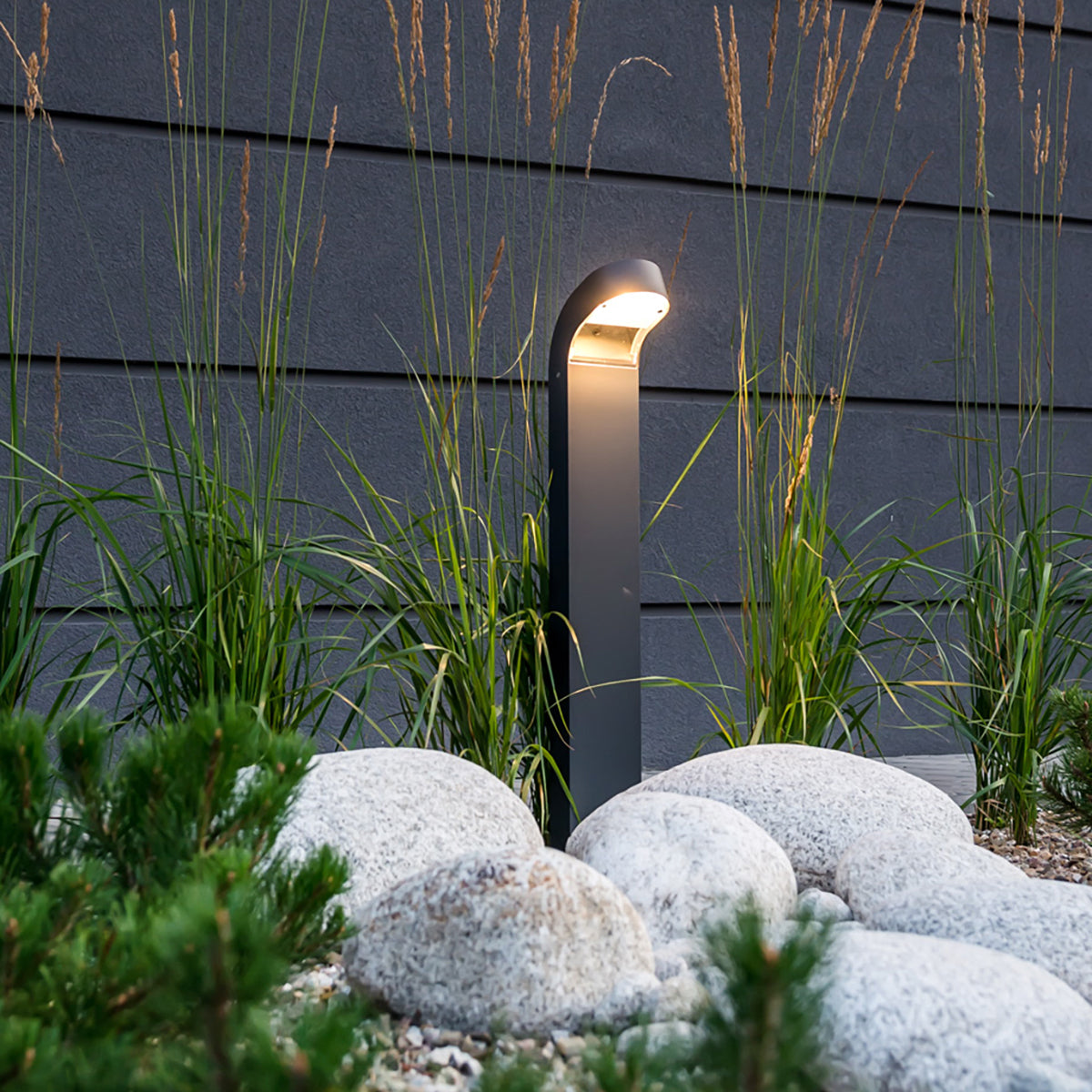 Molde LED Bollard - Cusack Lighting