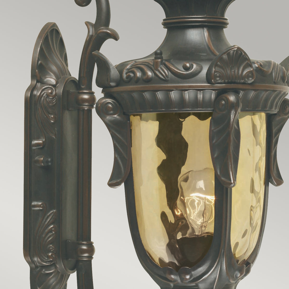 Philadelphia Medium & Up Wall Lantern - Old Bronze Finish