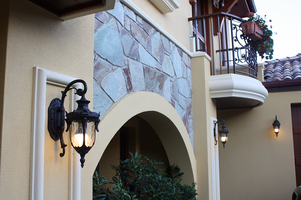 Philadelphia Small & Down Wall Lantern - Old Bronze Finish