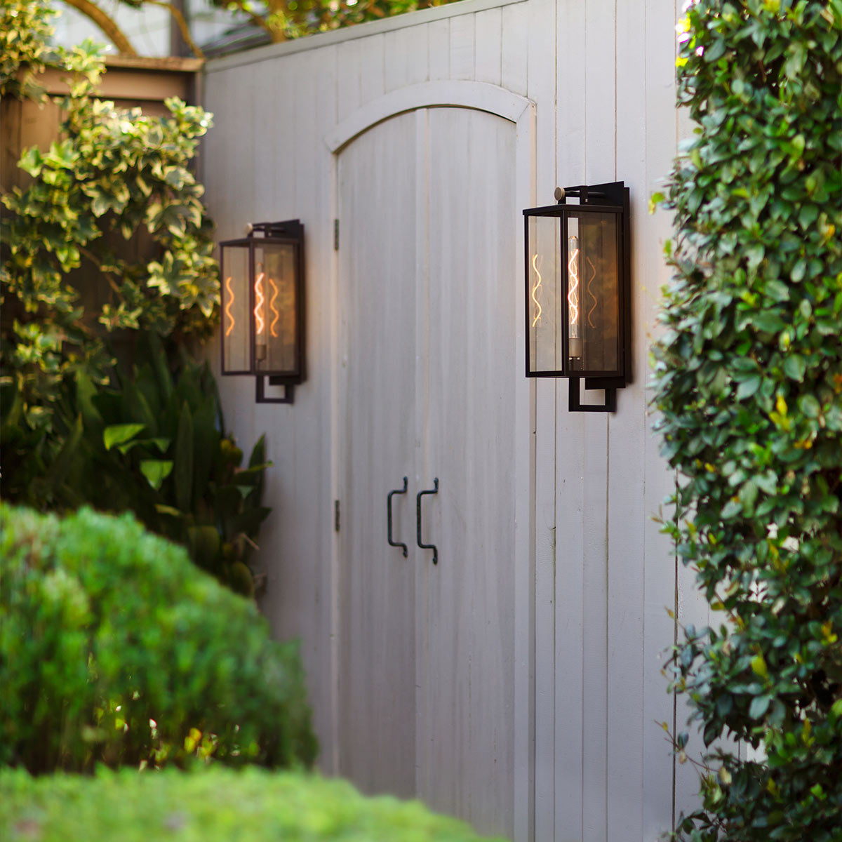 Catalina 1 lt Wall Lantern IP44 E27