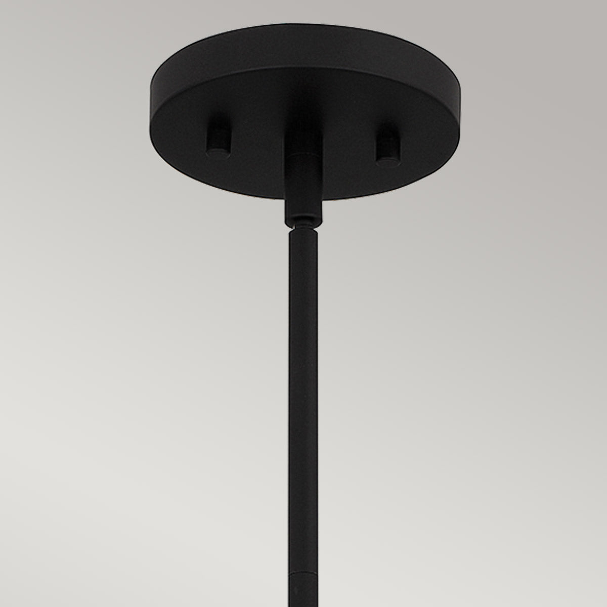 Quoizel Royer 1 lt Pendant - Matte Black with natural rope detail and clear mottled blown glass shade E27