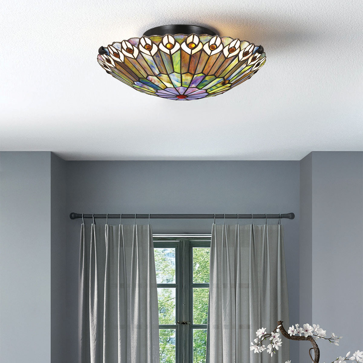 Quoizel Watkins 2 lt Tiffany style Flush - Valiant Bronze & Art Glass Shade E27