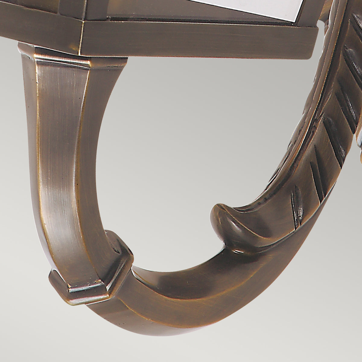 St Pauls Large Wall Lantern - Antique Brass Finish