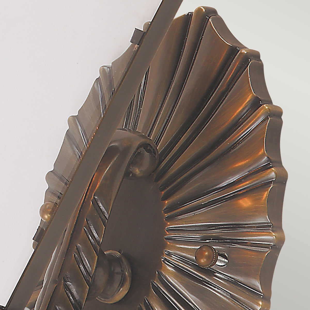 St Pauls Large Wall Lantern - Antique Brass Finish