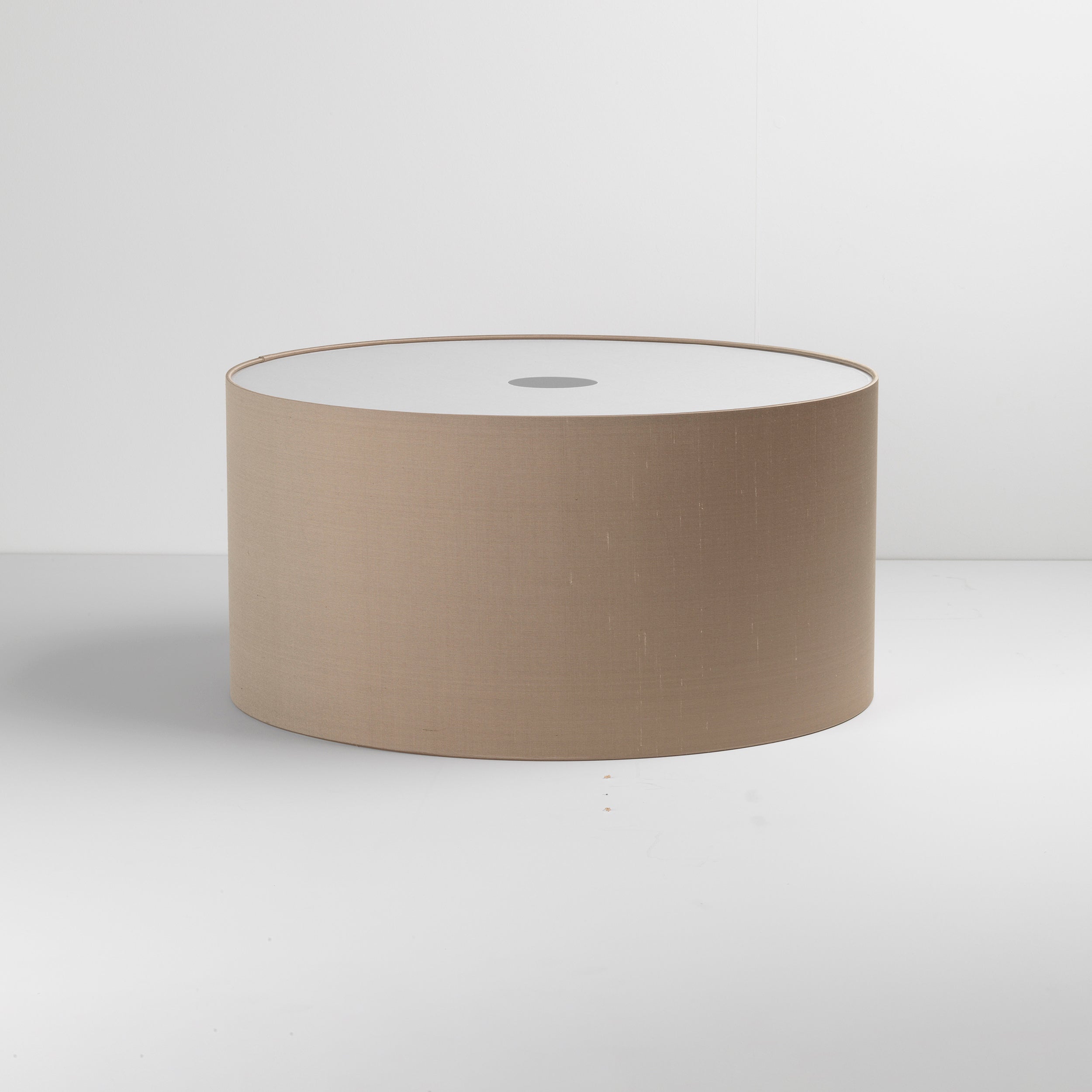 Drum 500 Shade- White/ Oyester Finishes