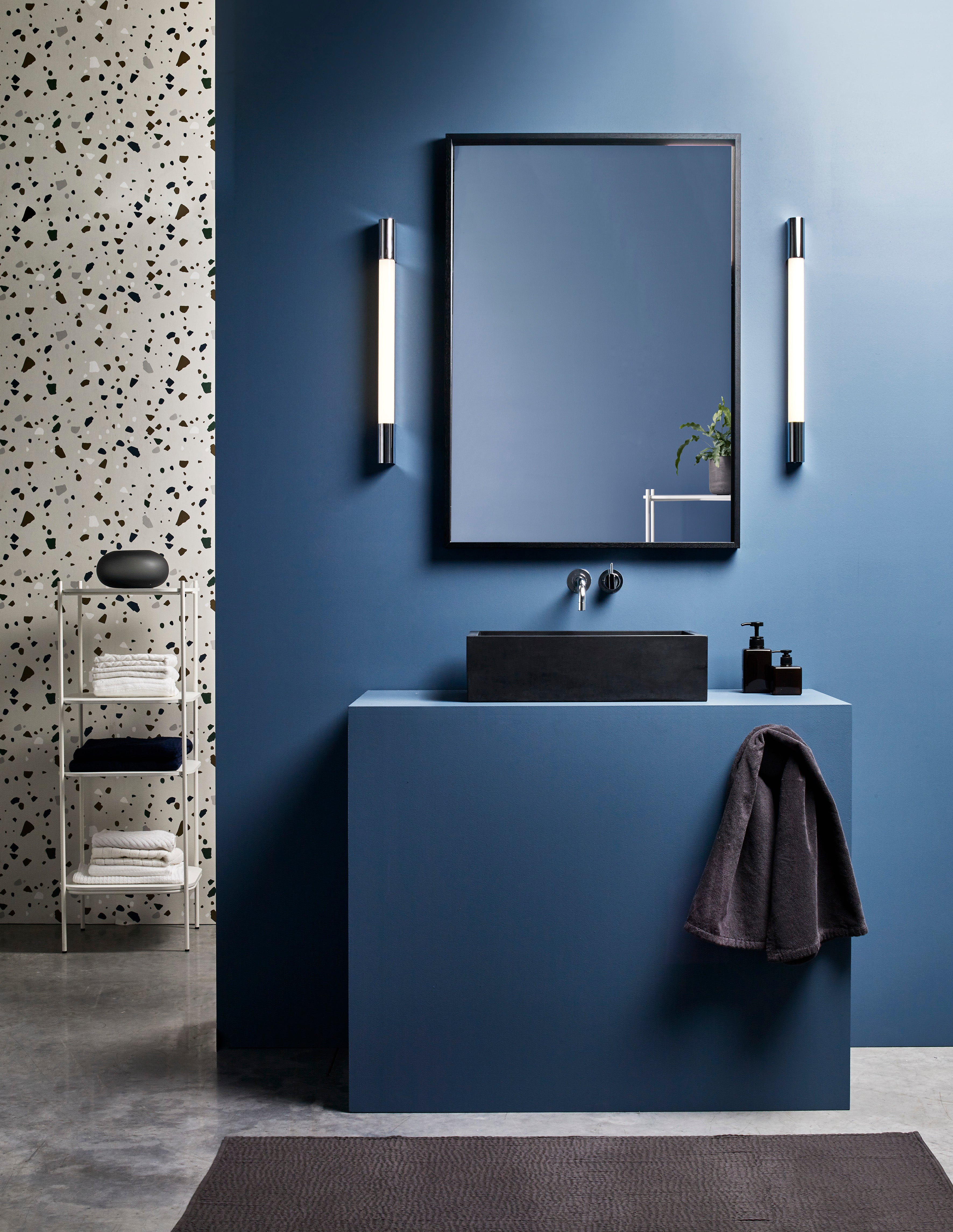 Palermo 600/900 LED Bathroom Wall Light