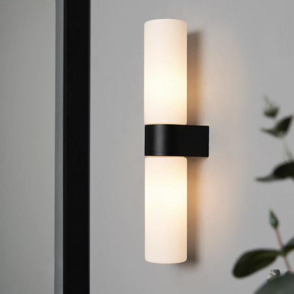Cuco 6w LED Wall Light IP44 Black/Chrome