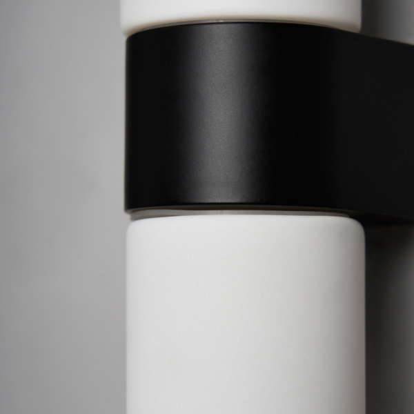 Cuco 6w LED Wall Light IP44 Black/Chrome