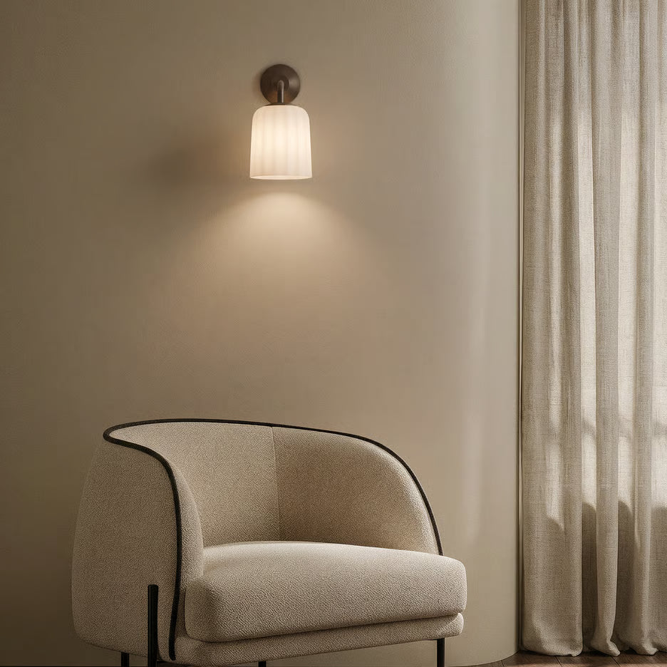 Veo Wall Light