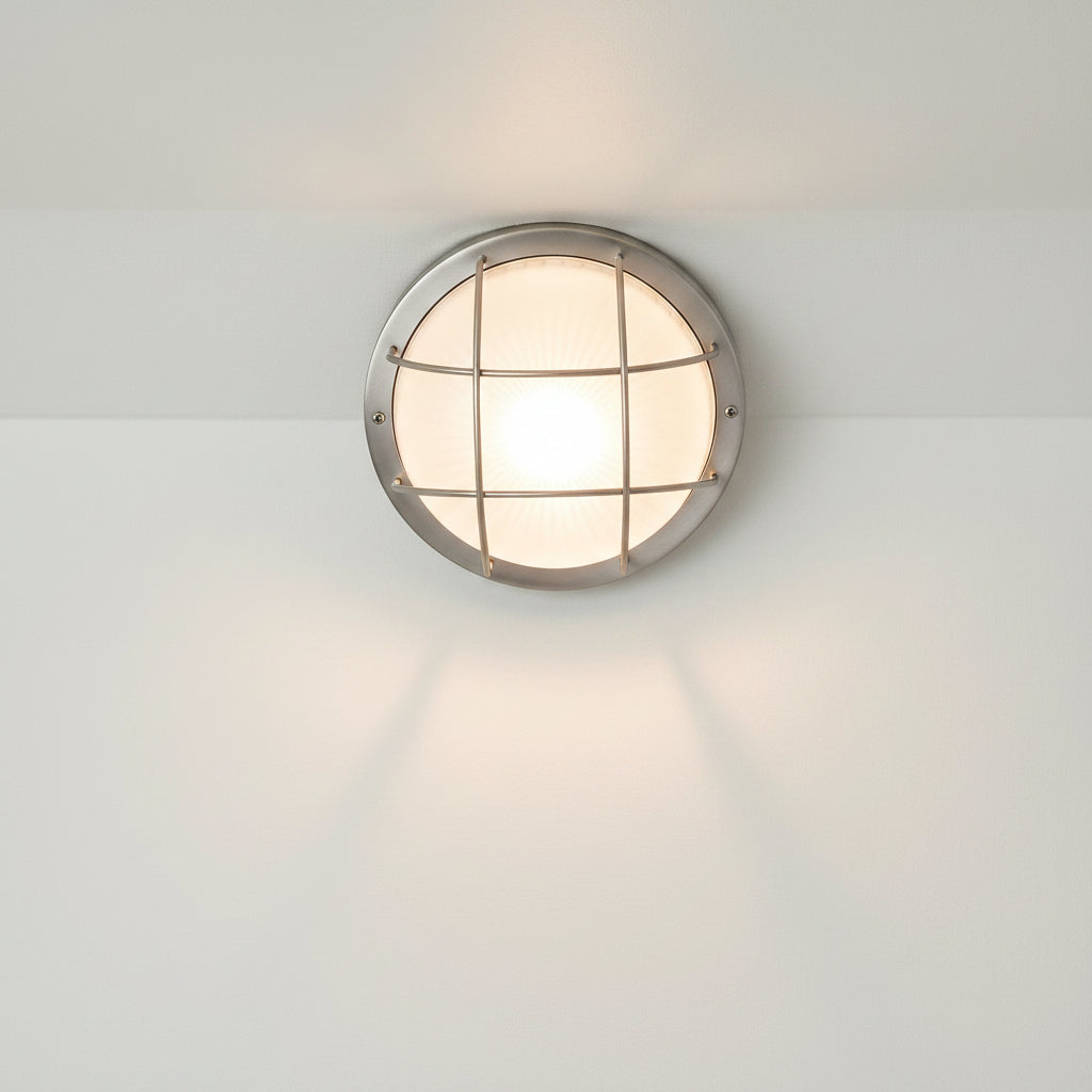 Court Wall / Flush Ceiling Fitting