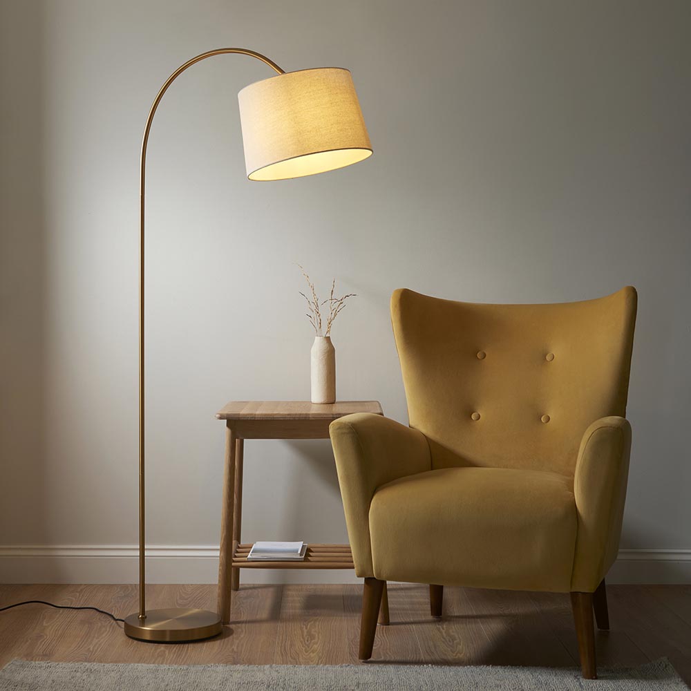 Spica Floor Lamp - Brass Finish E27