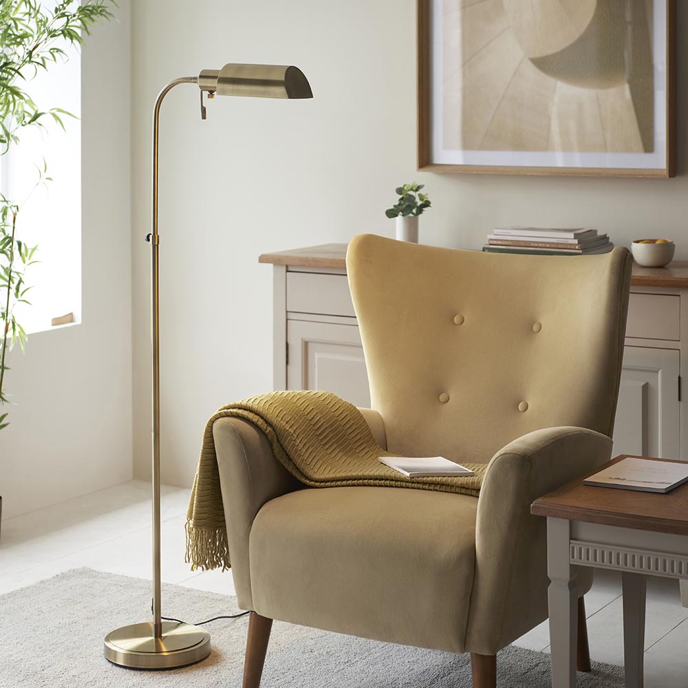 Capella Reader Floor Lamp -Brass Opal/Brass Finish E27