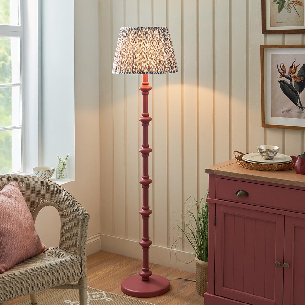 Nivara Leaf Floor Lamp In Various Finish B22