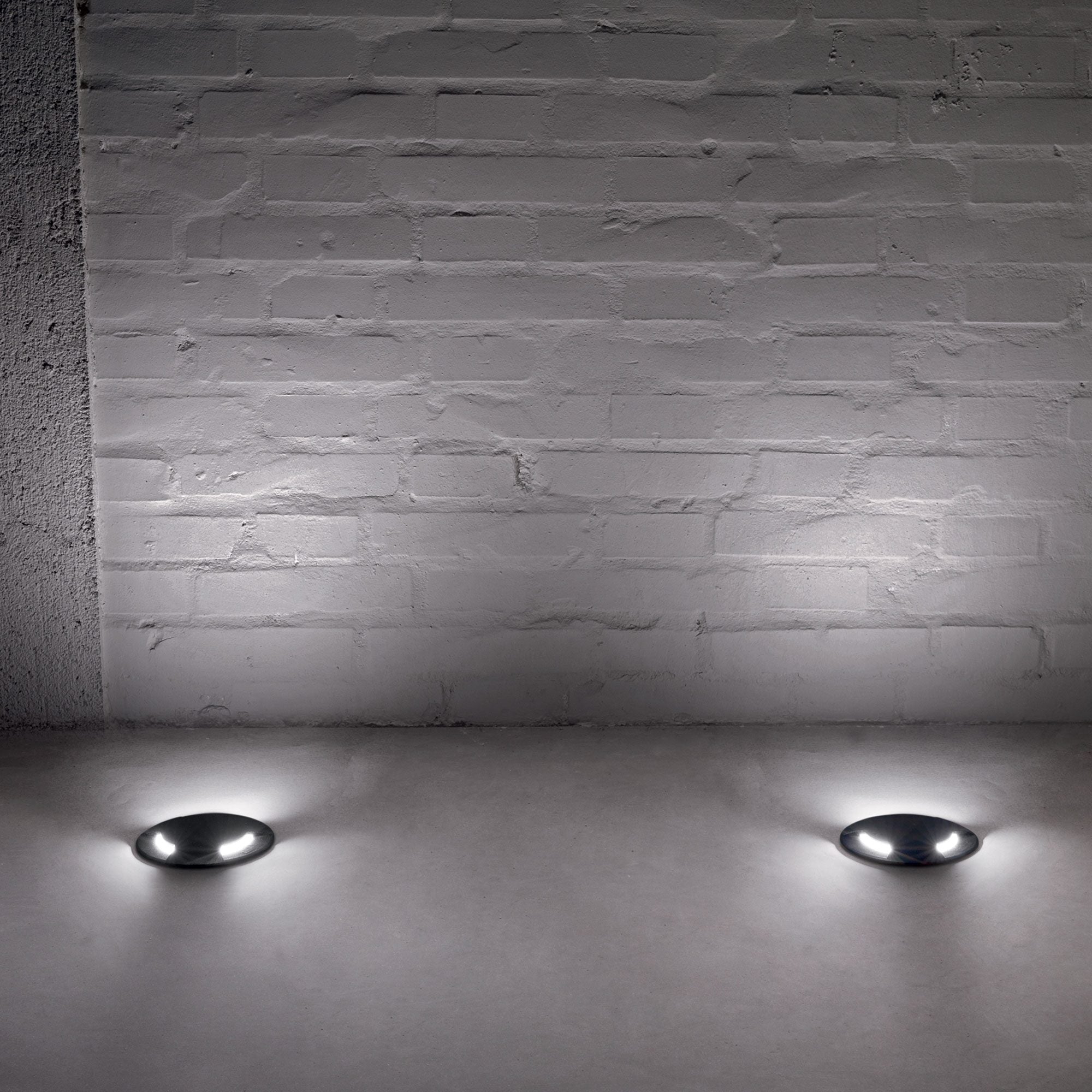 Landing 90'/160' Ground Recessed Light