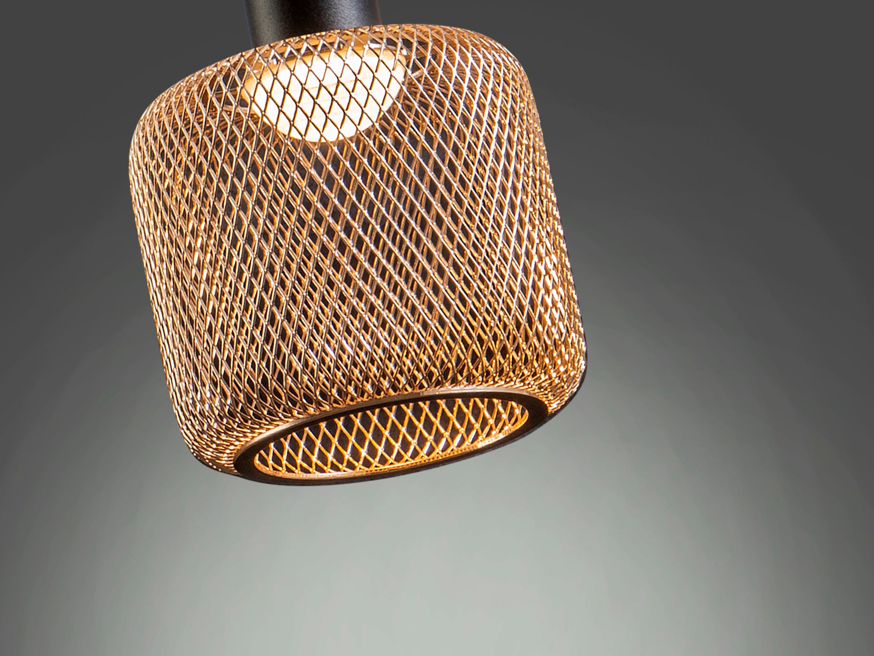 Sincro Single Pendant-  Black/Gold Finish