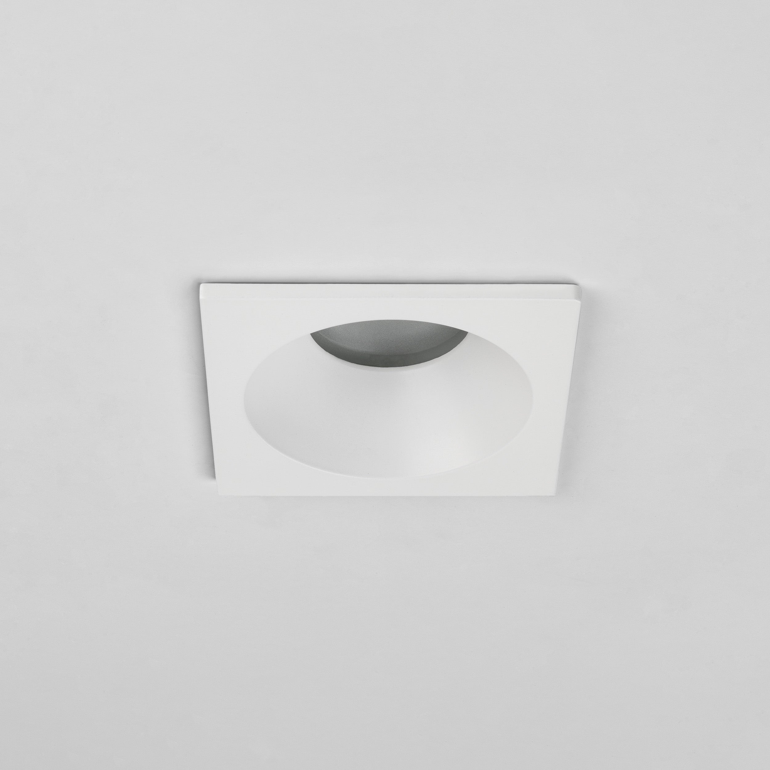 Minima Round/Square IP65 Bathroom Recessed Ceiling Light Various Types - Matt Black/Matt White Finish