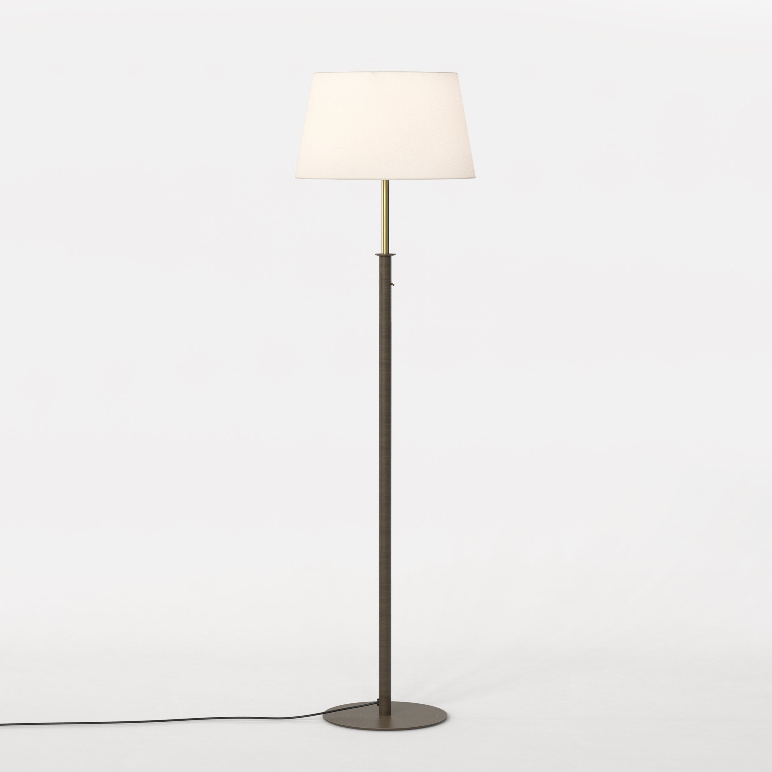Club Floor Lamp