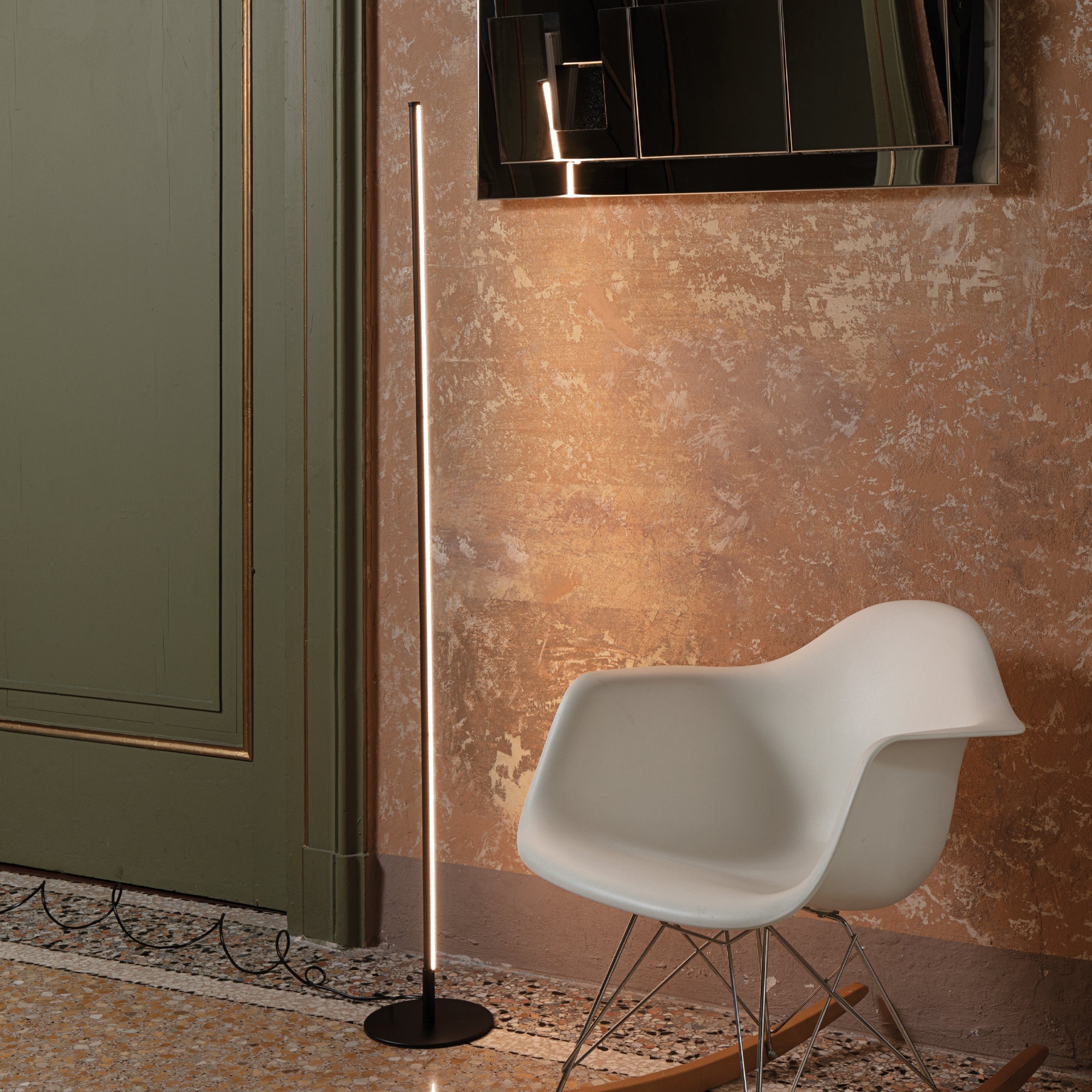 Yoko LED Floor Lamp - Black/White Finish