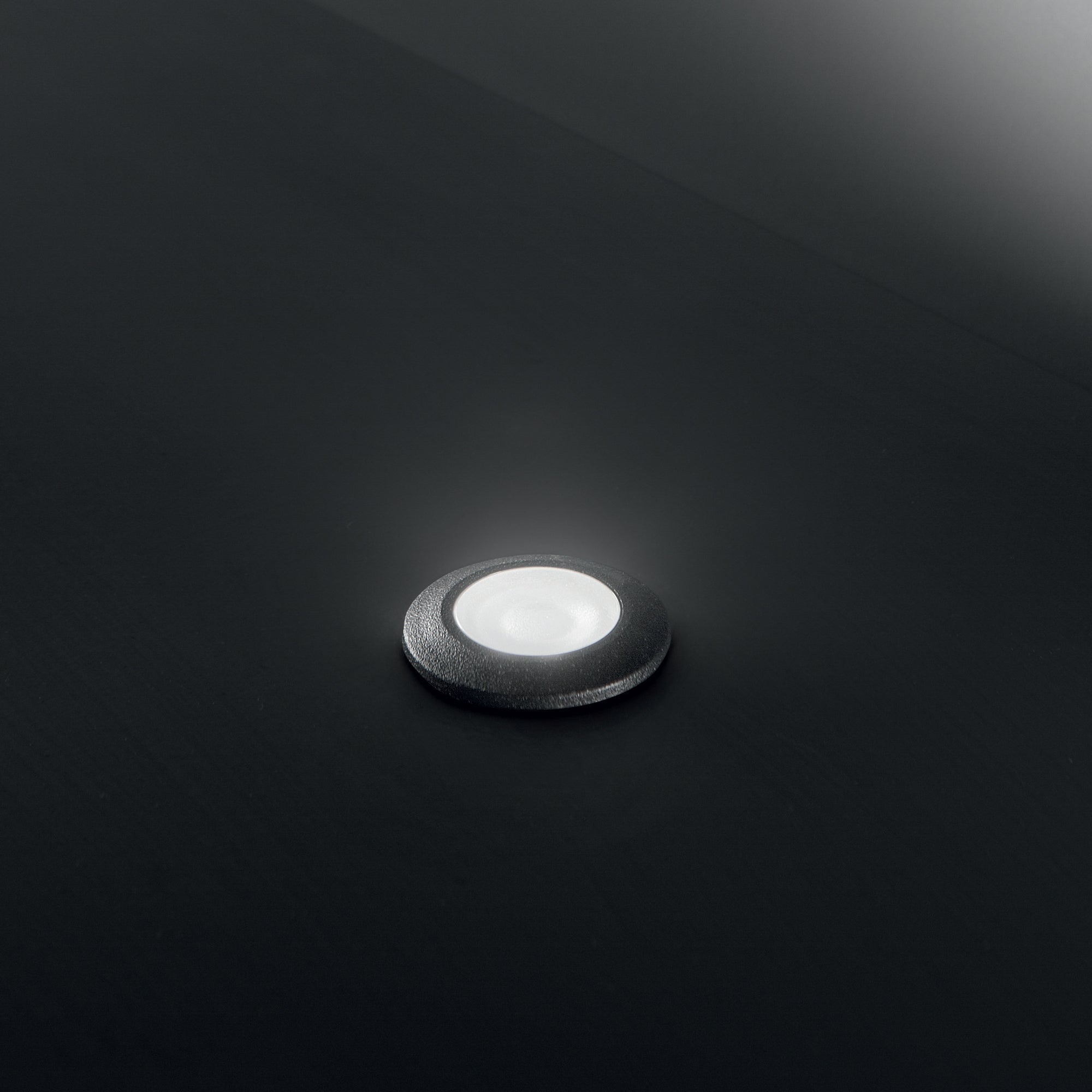 Way 3000k Wide Ground Recessed Light