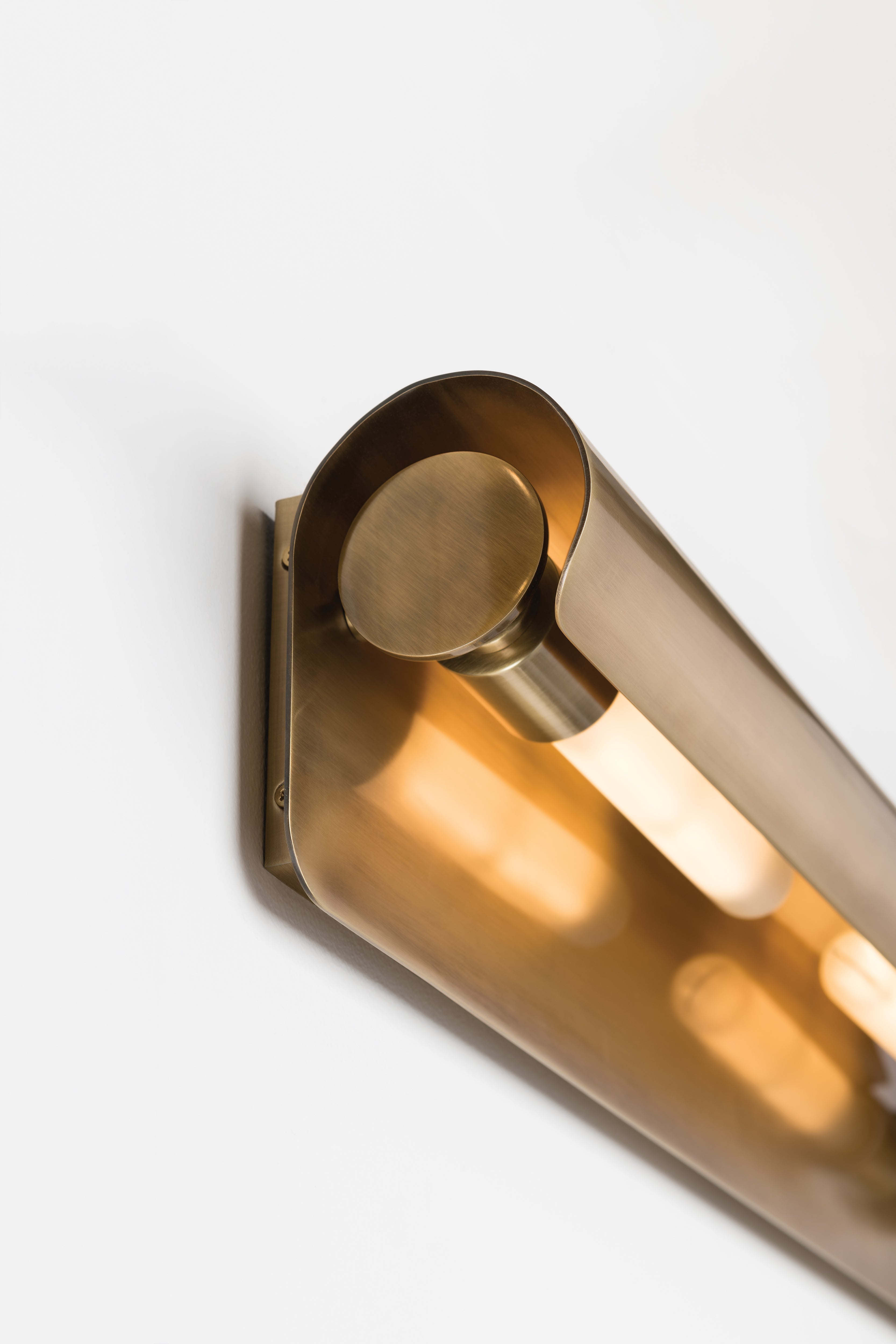 Accord 2Lt Wall Sconce - Aged Brass