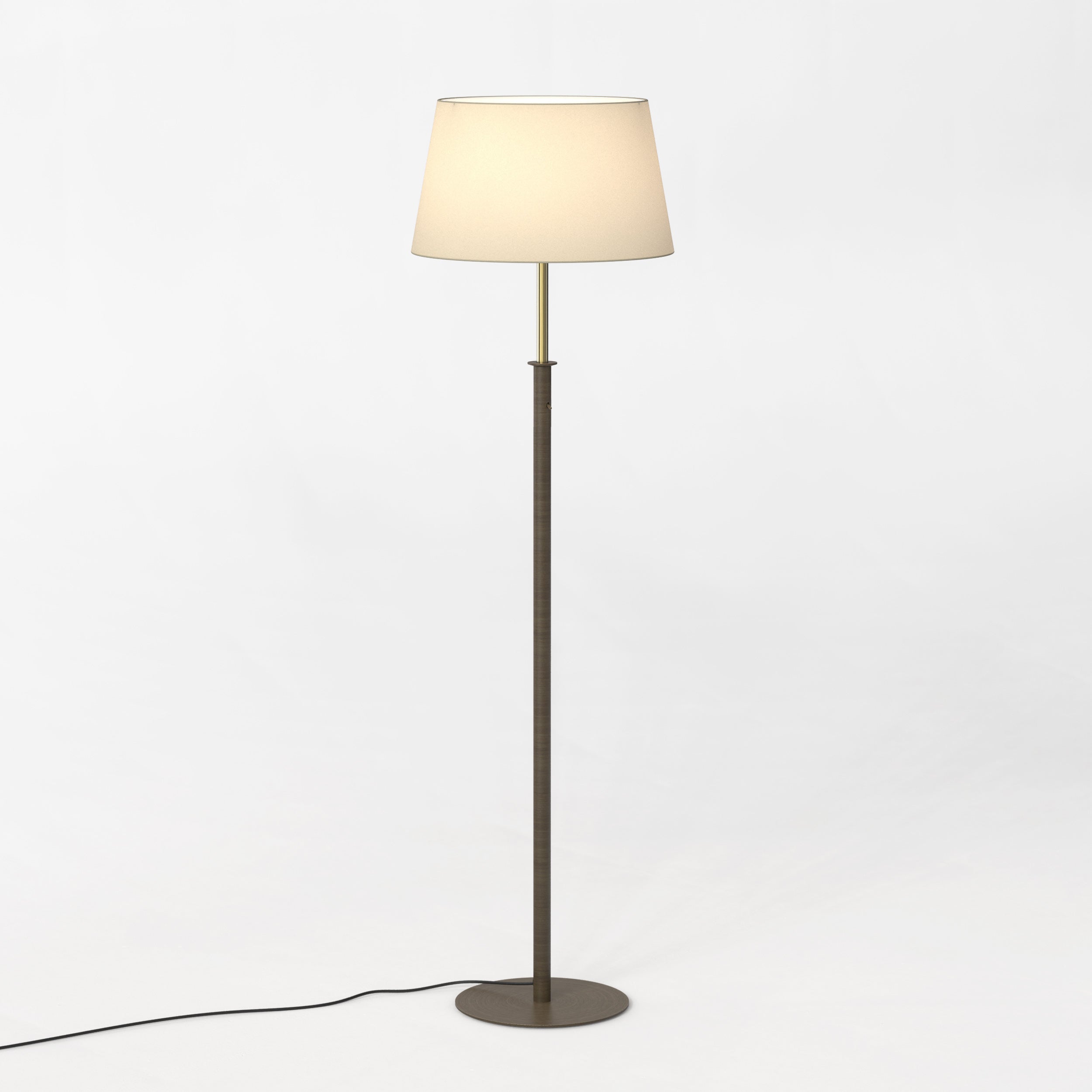 Club Floor Lamp